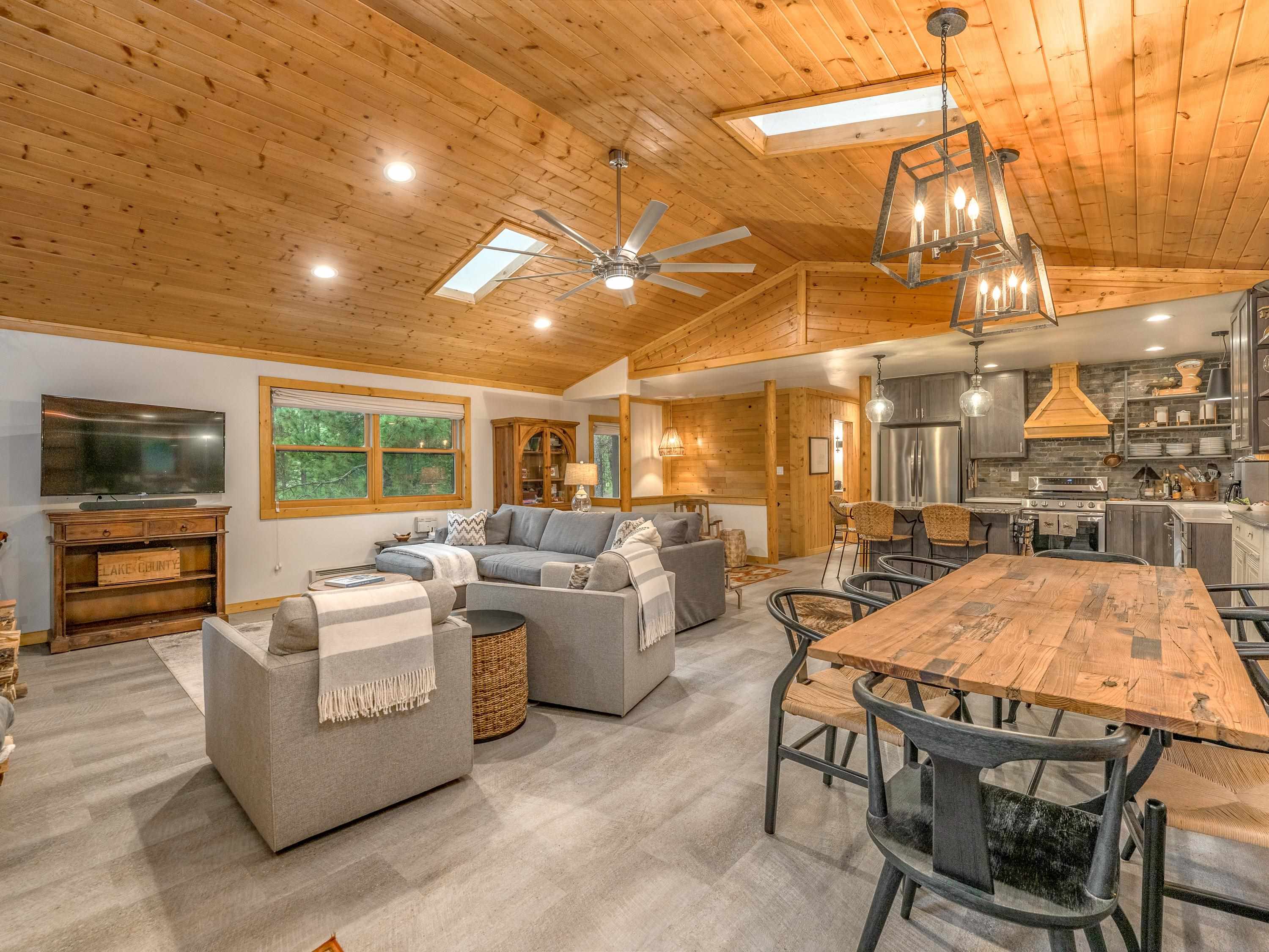 Angel Fire, New Mexico 87710, United States, 4 Bedrooms Bedrooms, ,2 BathroomsBathrooms,Residential,Active,165266