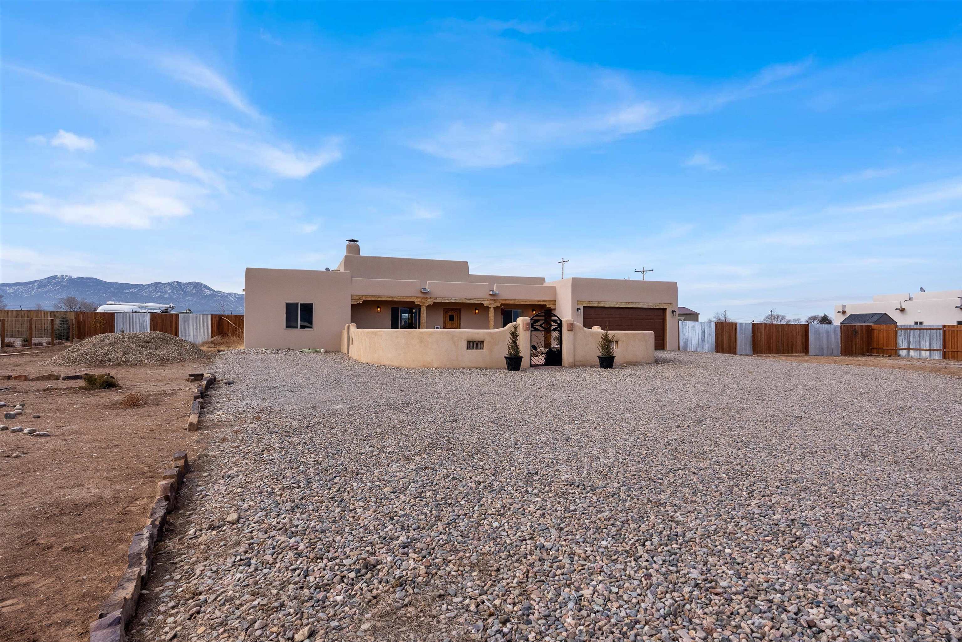 27 Medina Lane, Taos, New Mexico image 44
