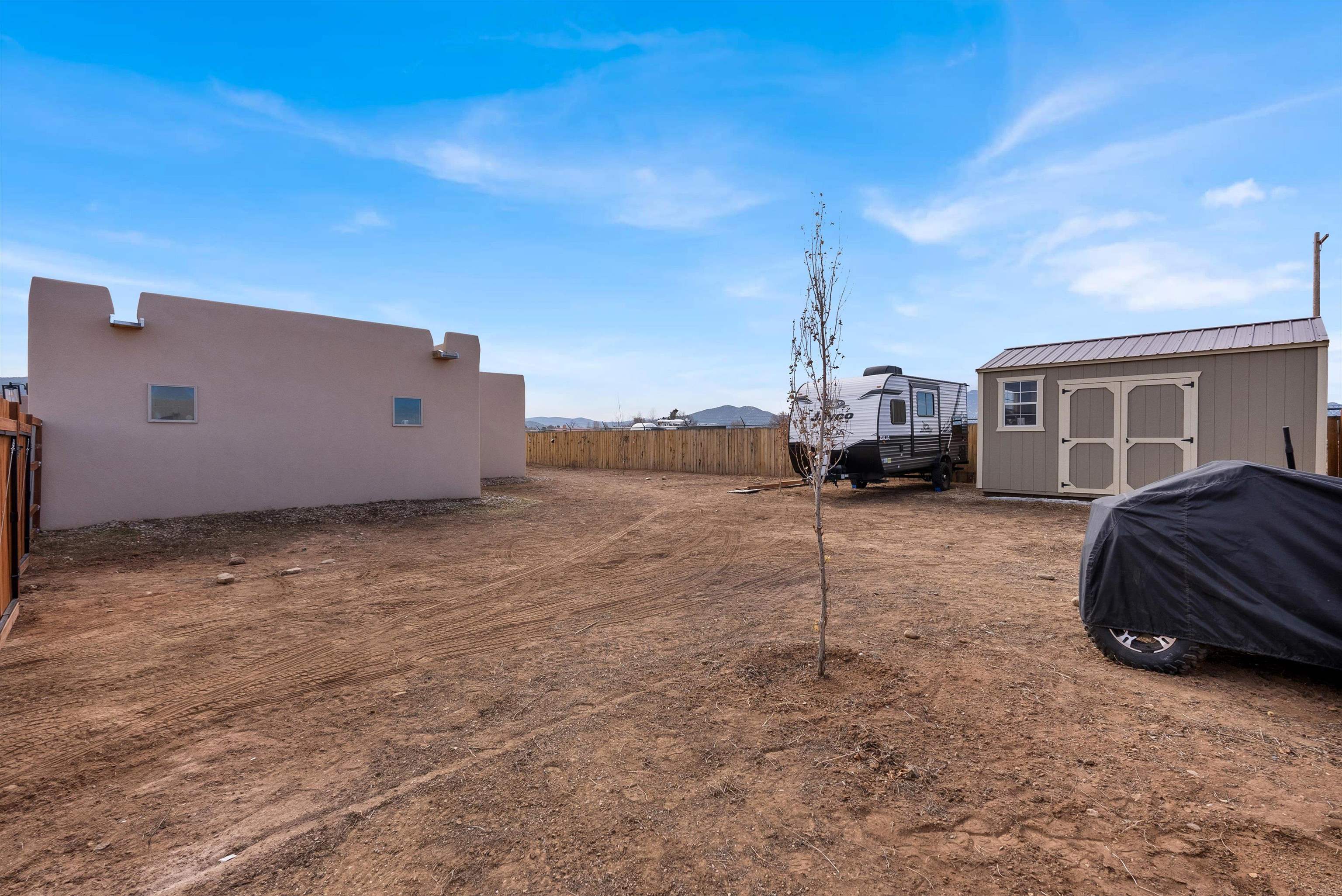 27 Medina Lane, Taos, New Mexico image 35