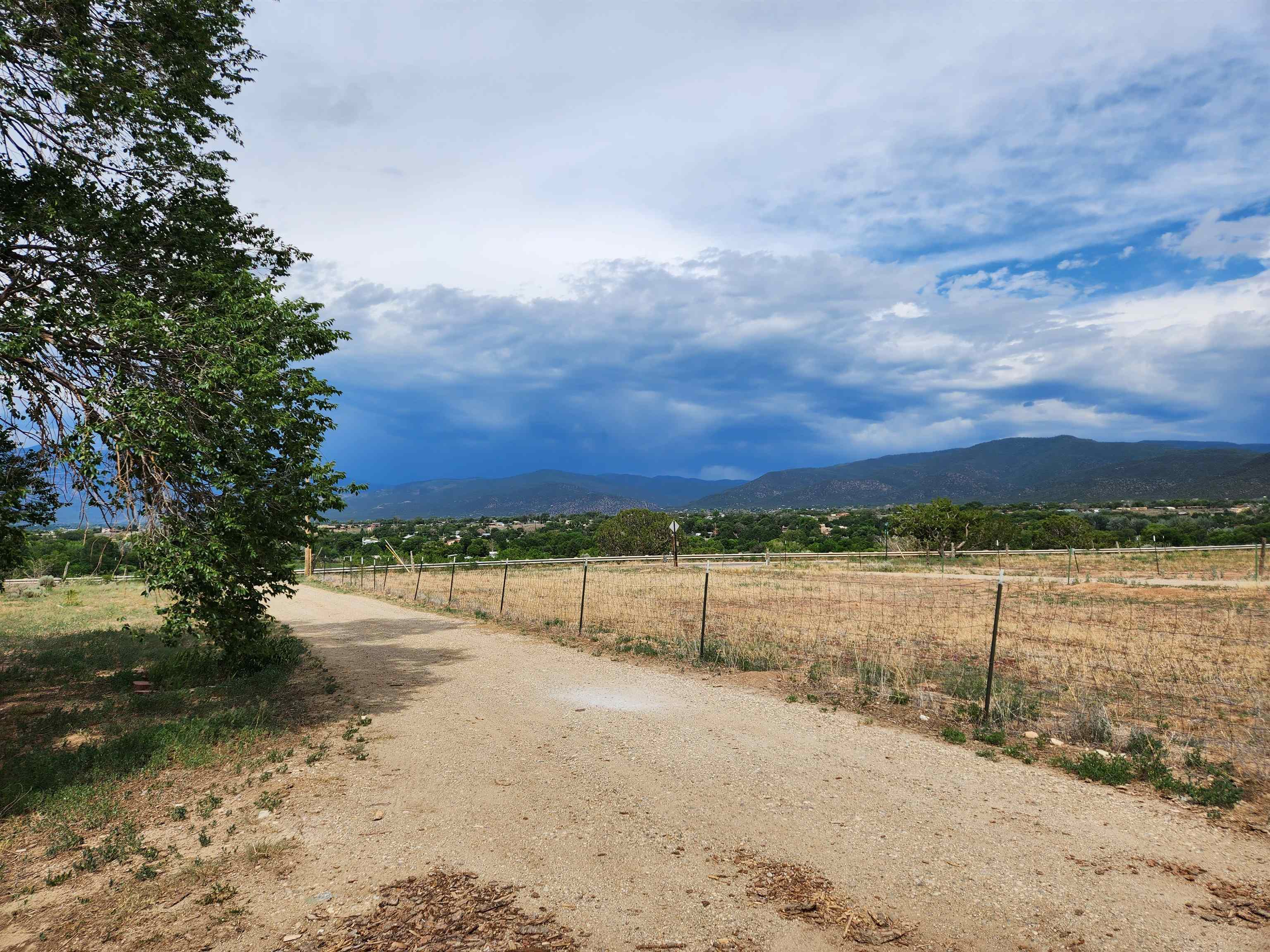 4 Que Bonita Vista, Ranchos de Taos, New Mexico image 14