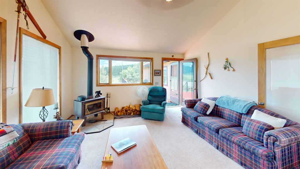 Photo of 44 Via Contenta, Angel Fire, NM 87710 (MLS # 113656)