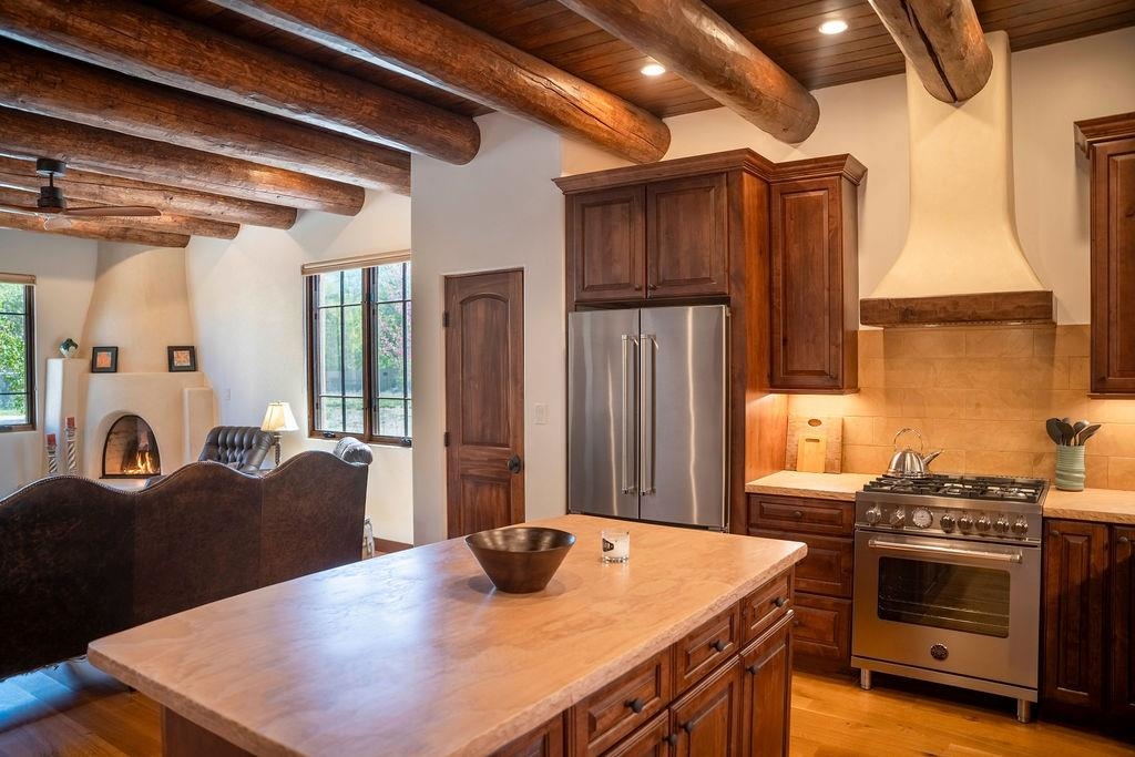 410A Apache Street #410A, Taos, New Mexico image 15