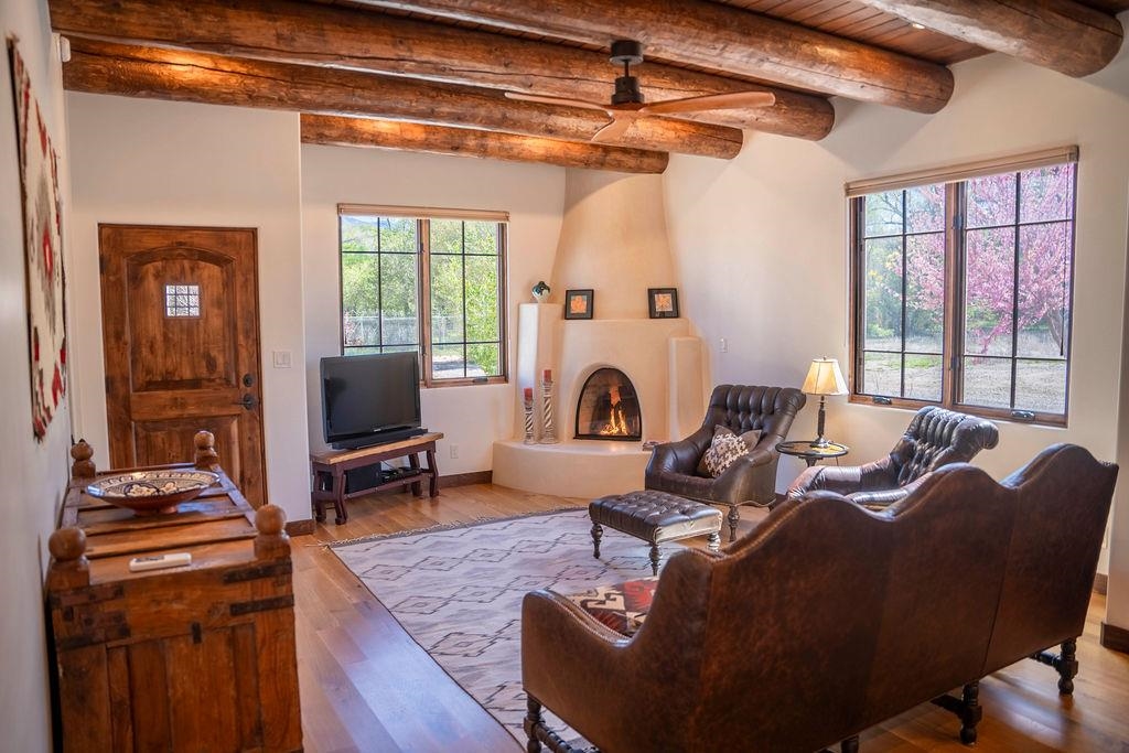 410A Apache Street #410A, Taos, New Mexico image 5