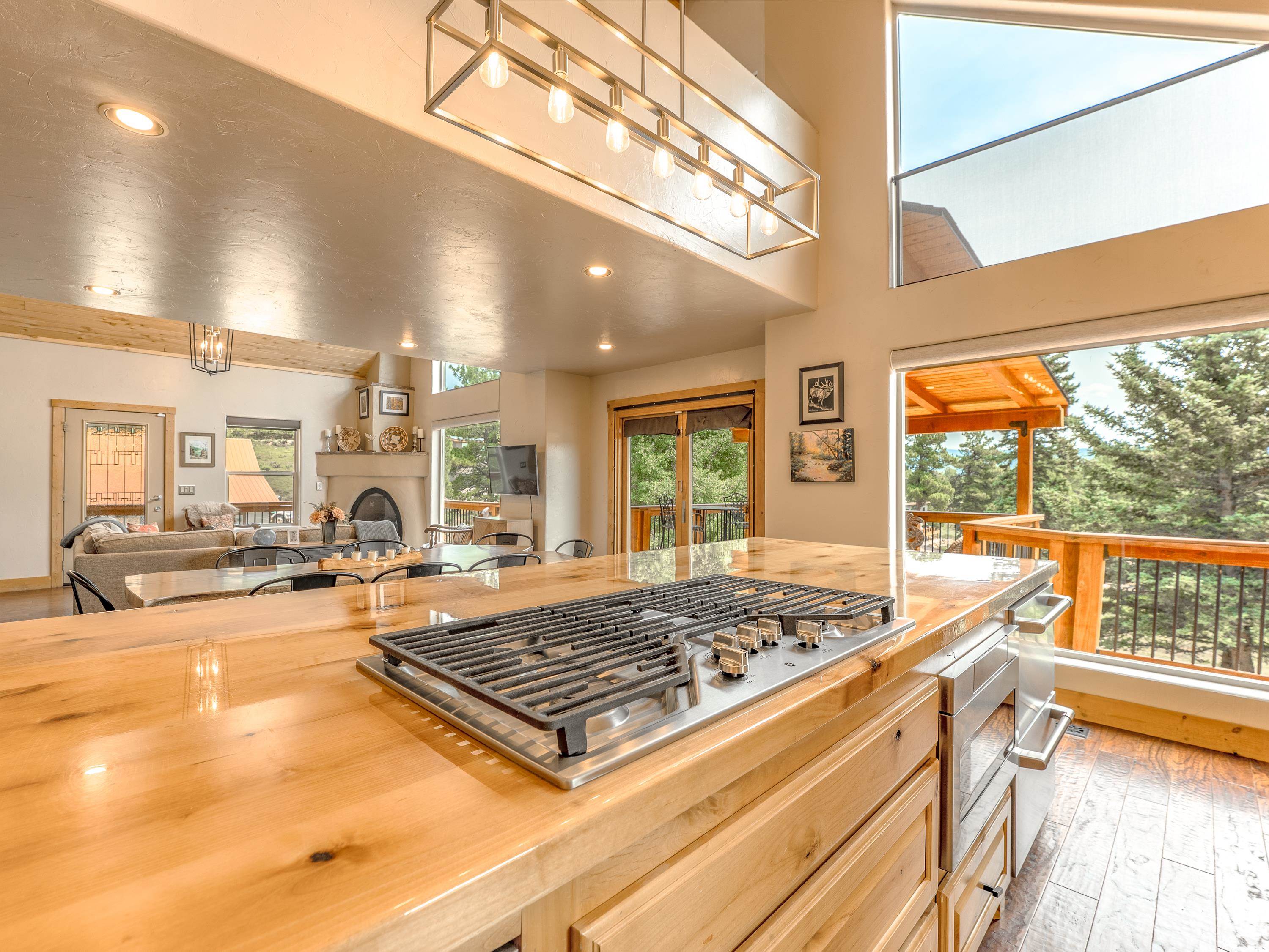 Angel Fire, New Mexico 87710, United States, 4 Bedrooms Bedrooms, ,3 BathroomsBathrooms,Residential,Active,173470