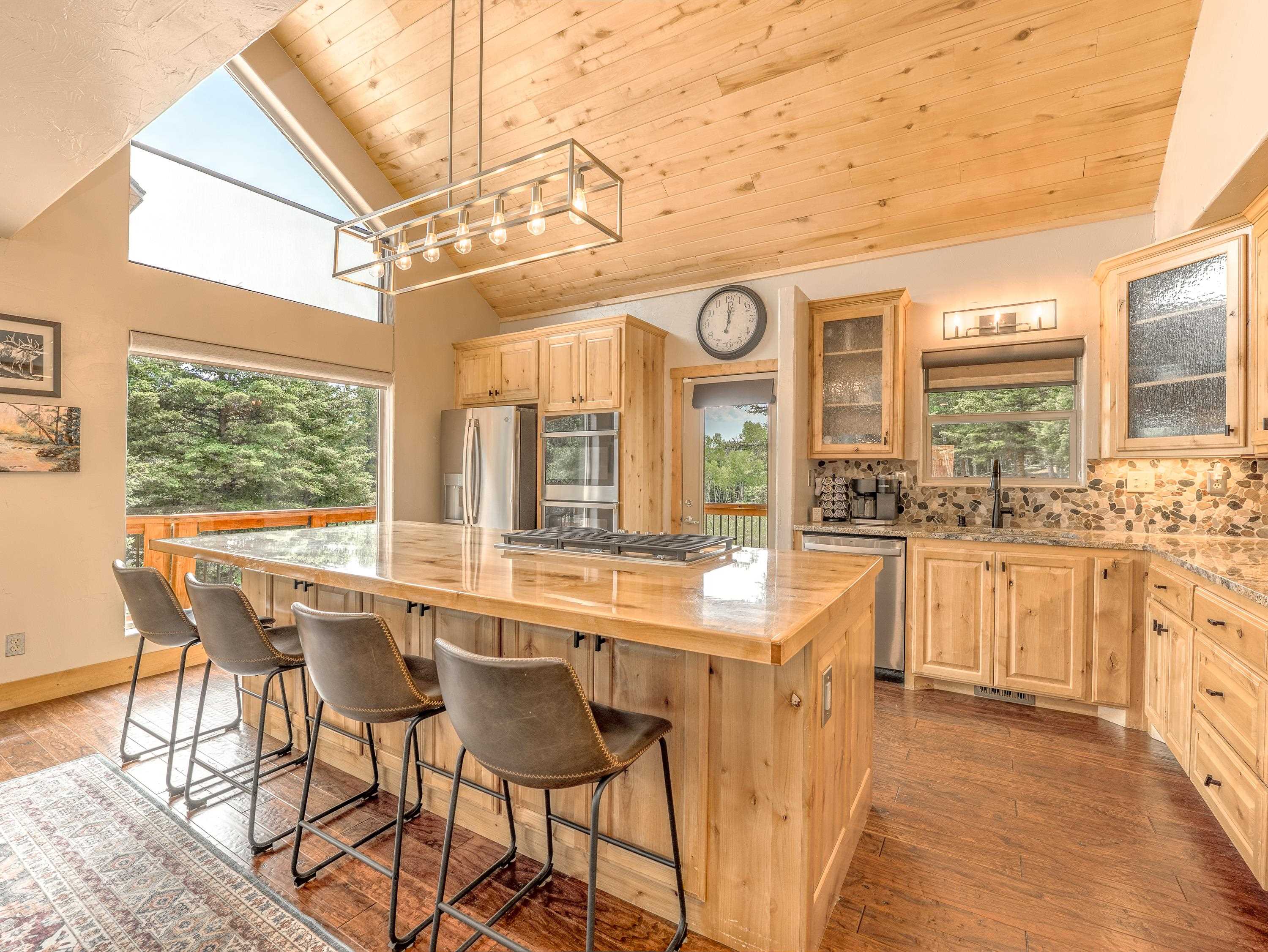 Angel Fire, New Mexico 87710, United States, 4 Bedrooms Bedrooms, ,3 BathroomsBathrooms,Residential,Active,173470