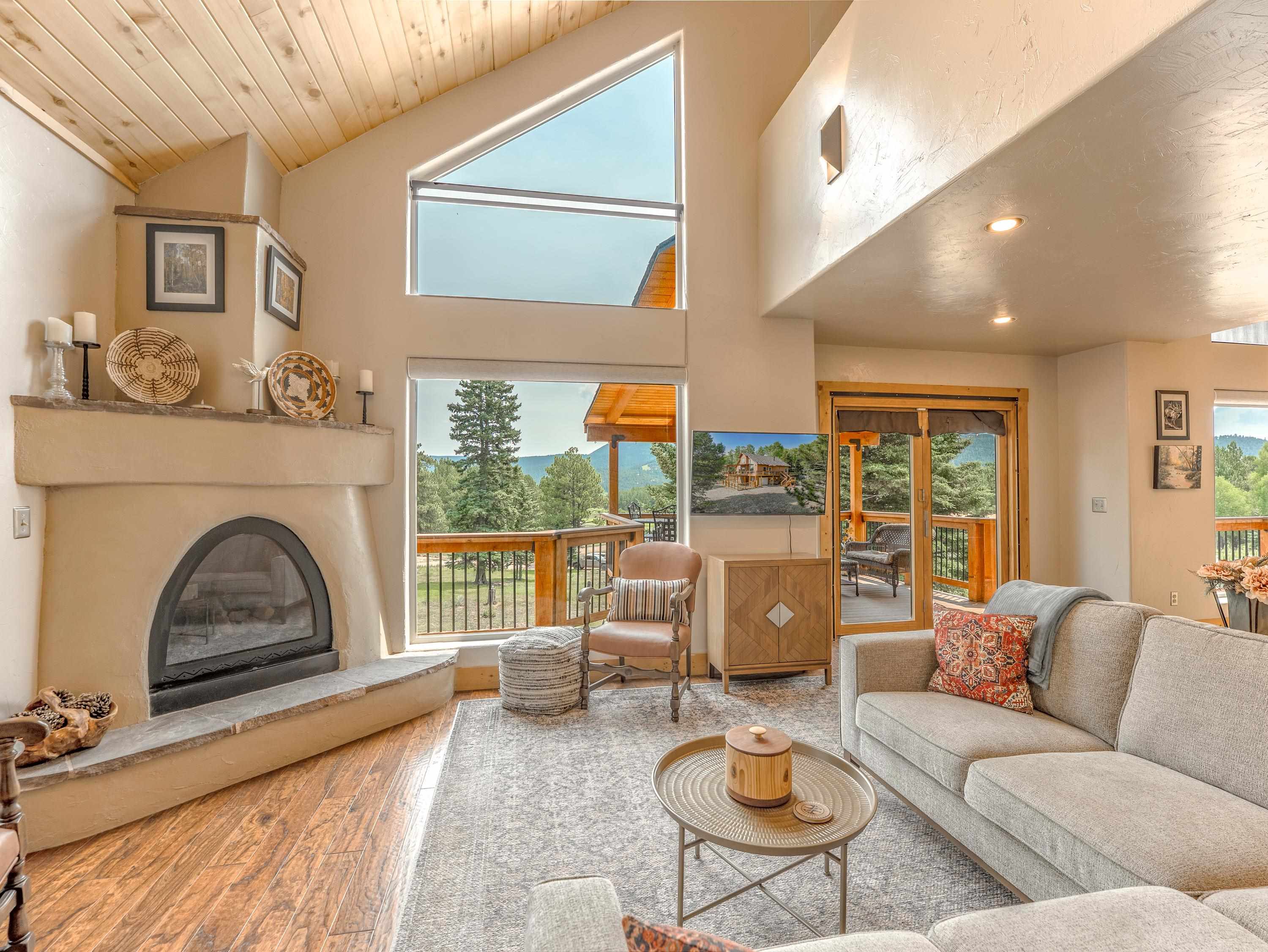 Angel Fire, New Mexico 87710, United States, 4 Bedrooms Bedrooms, ,3 BathroomsBathrooms,Residential,Active,173470