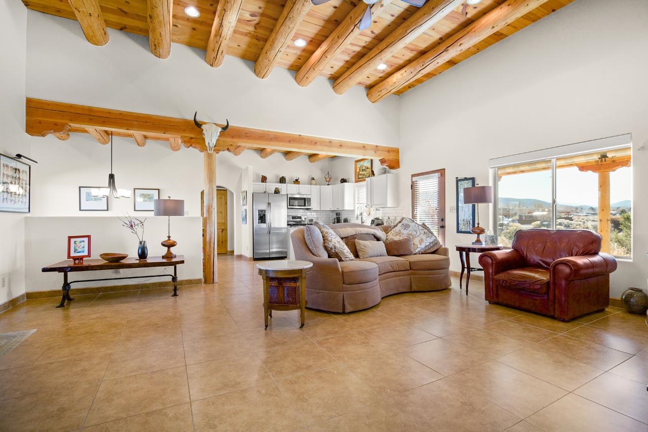 302 Morgan Road, Taos, New Mexico image 2