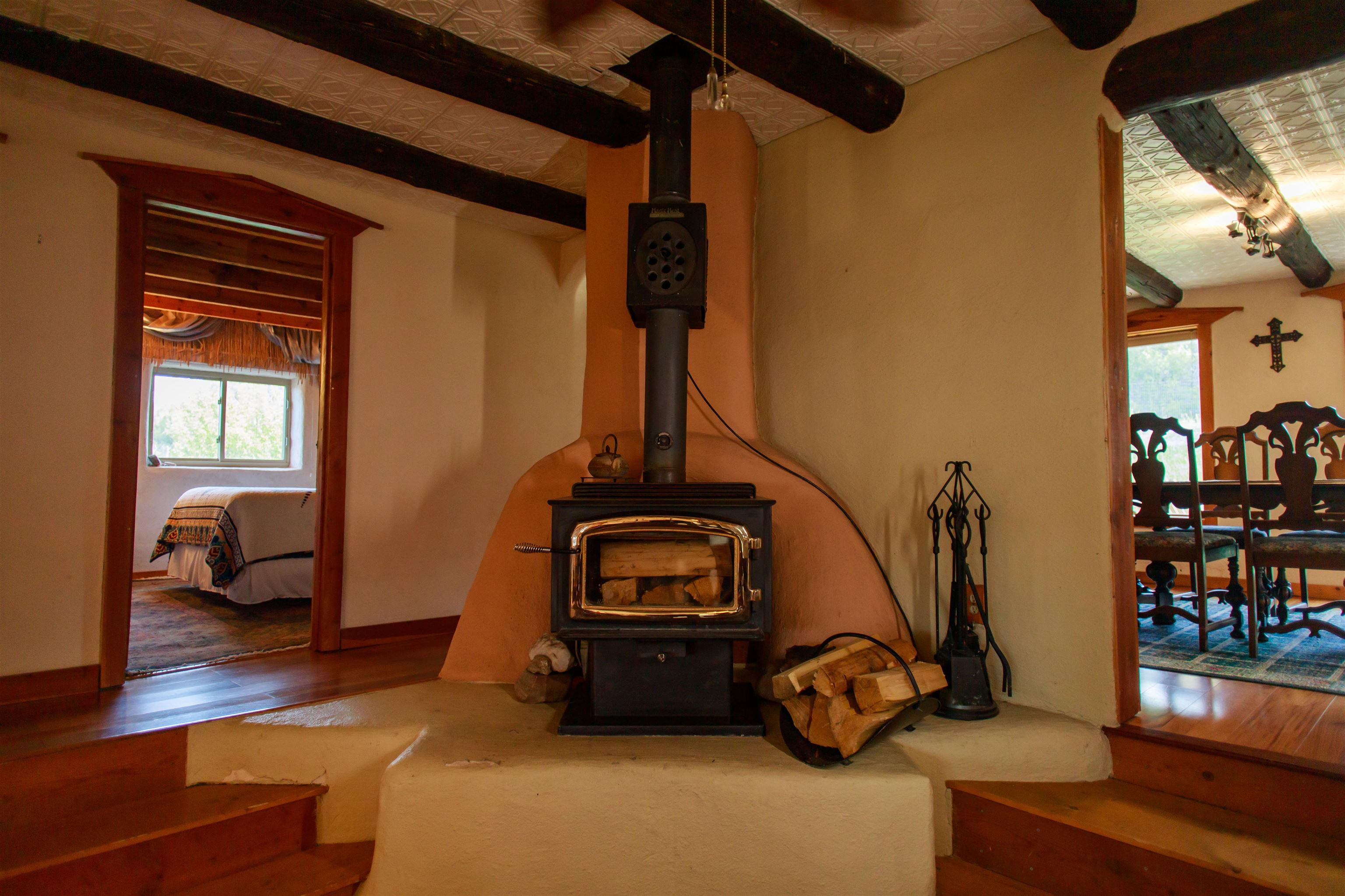 Penasco, New Mexico 87553, United States, 3 Bedrooms Bedrooms, ,2 BathroomsBathrooms,Residential,Active,155133