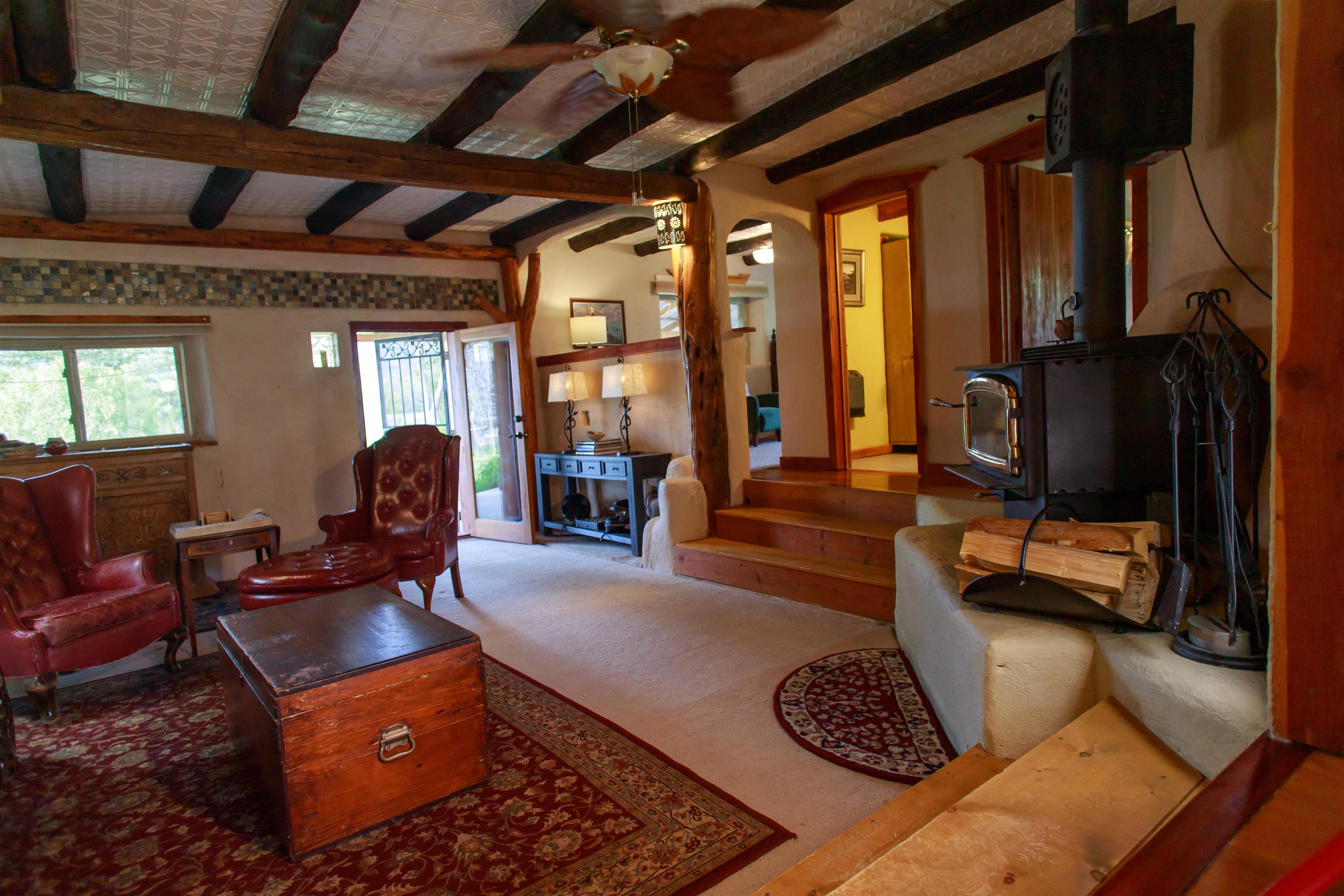 Penasco, New Mexico 87553, United States, 3 Bedrooms Bedrooms, ,2 BathroomsBathrooms,Residential,Active,155133