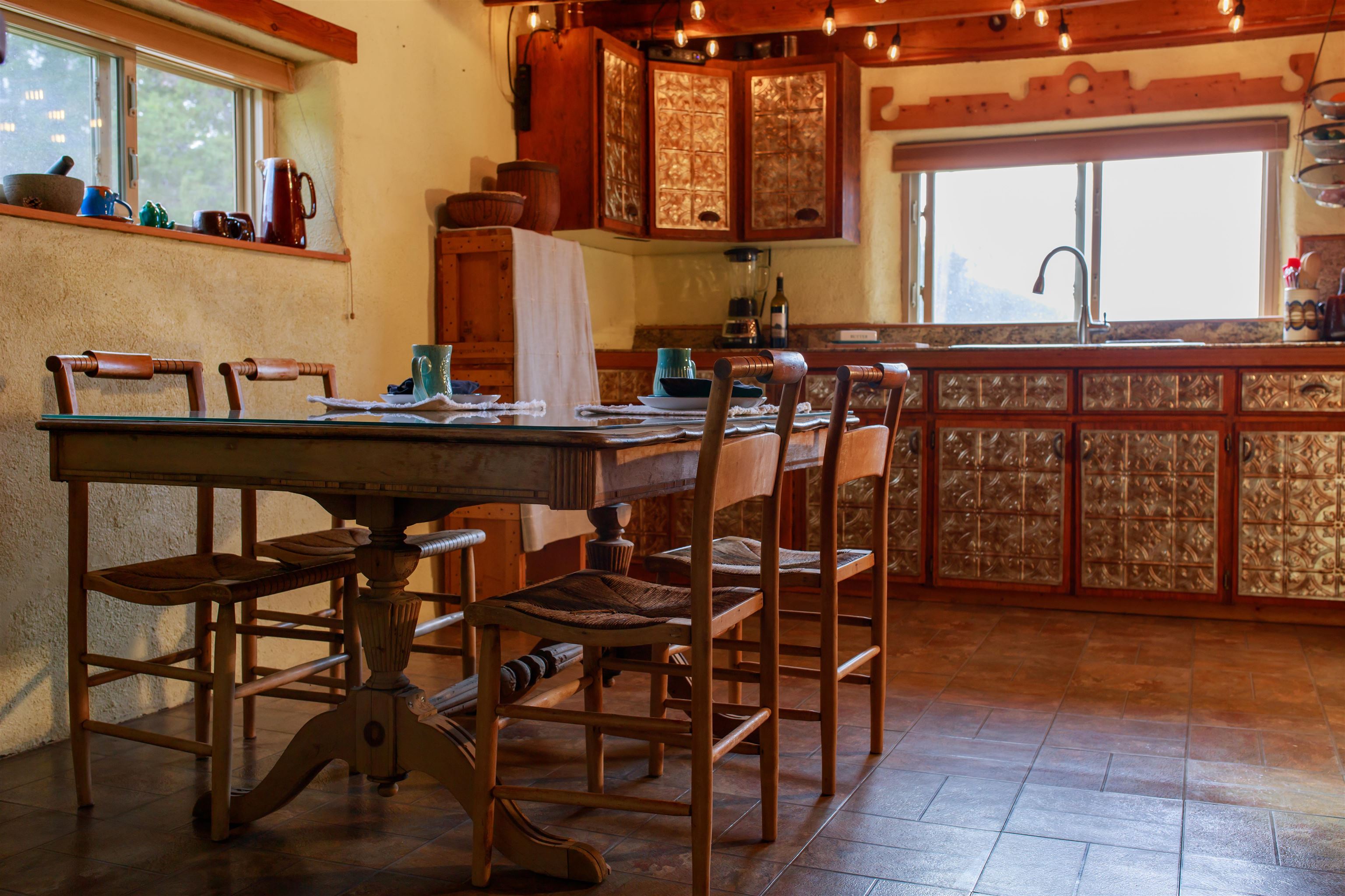 Penasco, New Mexico 87553, United States, 3 Bedrooms Bedrooms, ,2 BathroomsBathrooms,Residential,Active,155133