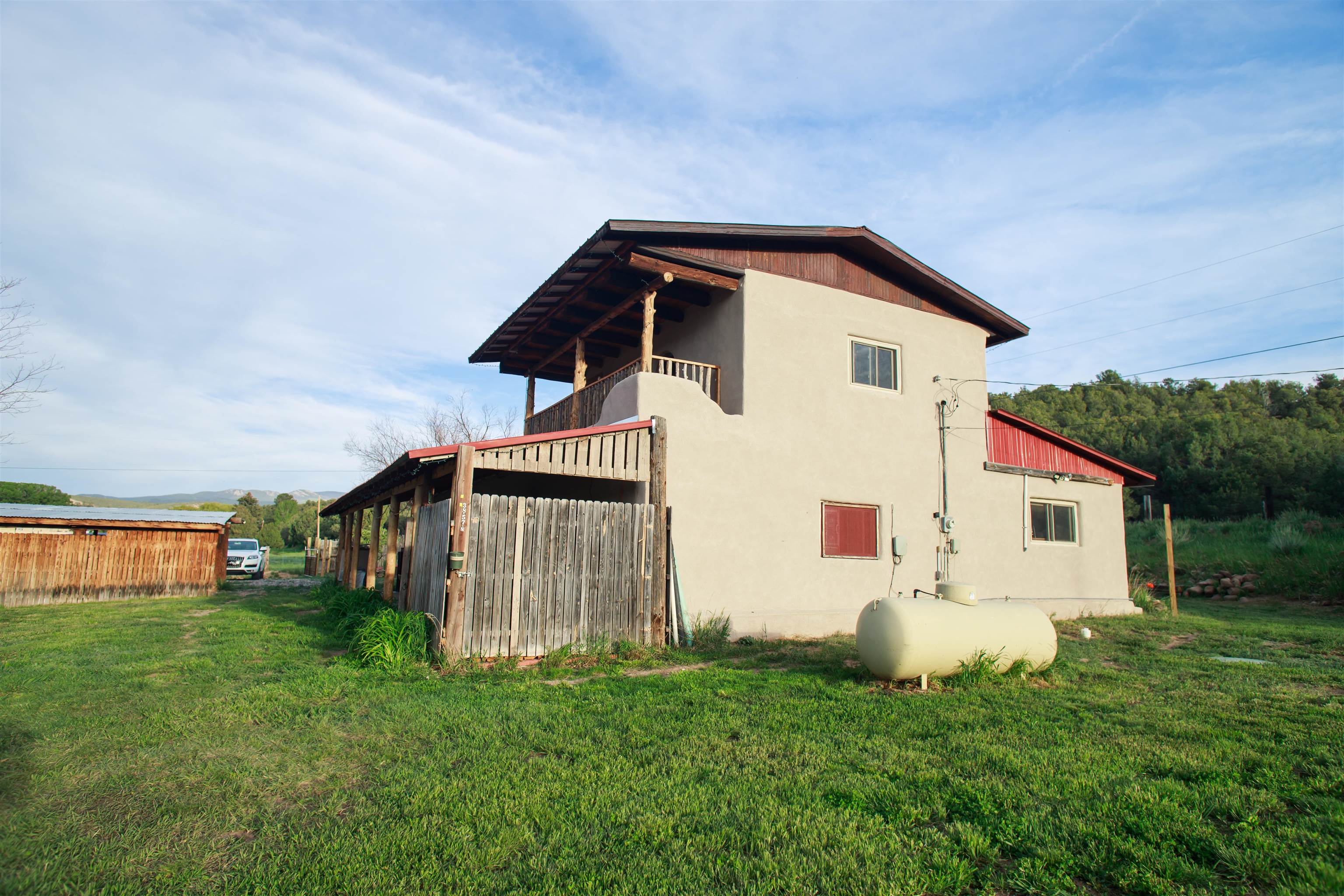 Penasco, New Mexico 87553, United States, 3 Bedrooms Bedrooms, ,2 BathroomsBathrooms,Residential,Active,155133