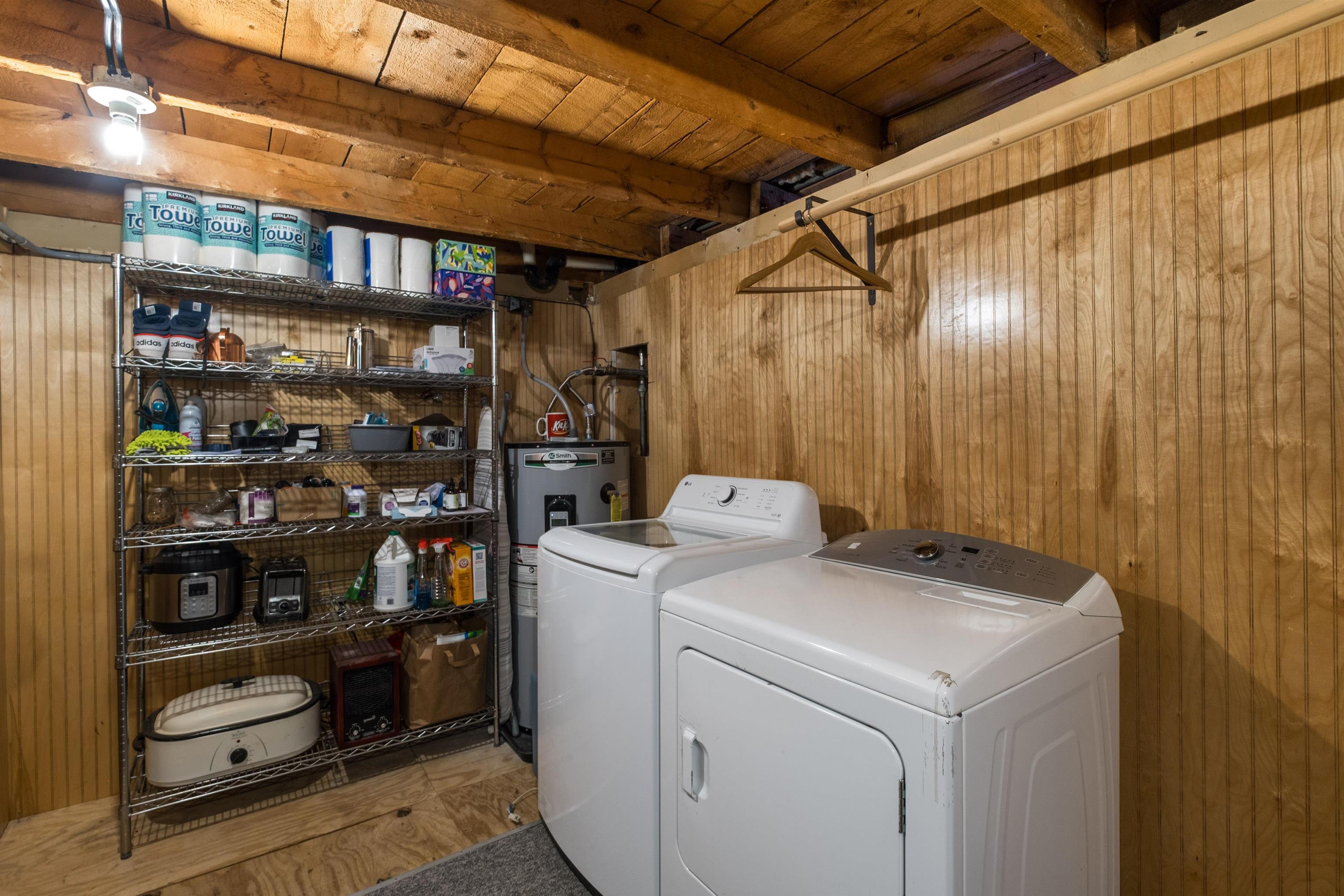 Penasco, New Mexico 87553, United States, 3 Bedrooms Bedrooms, ,2 BathroomsBathrooms,Residential,Active,155133