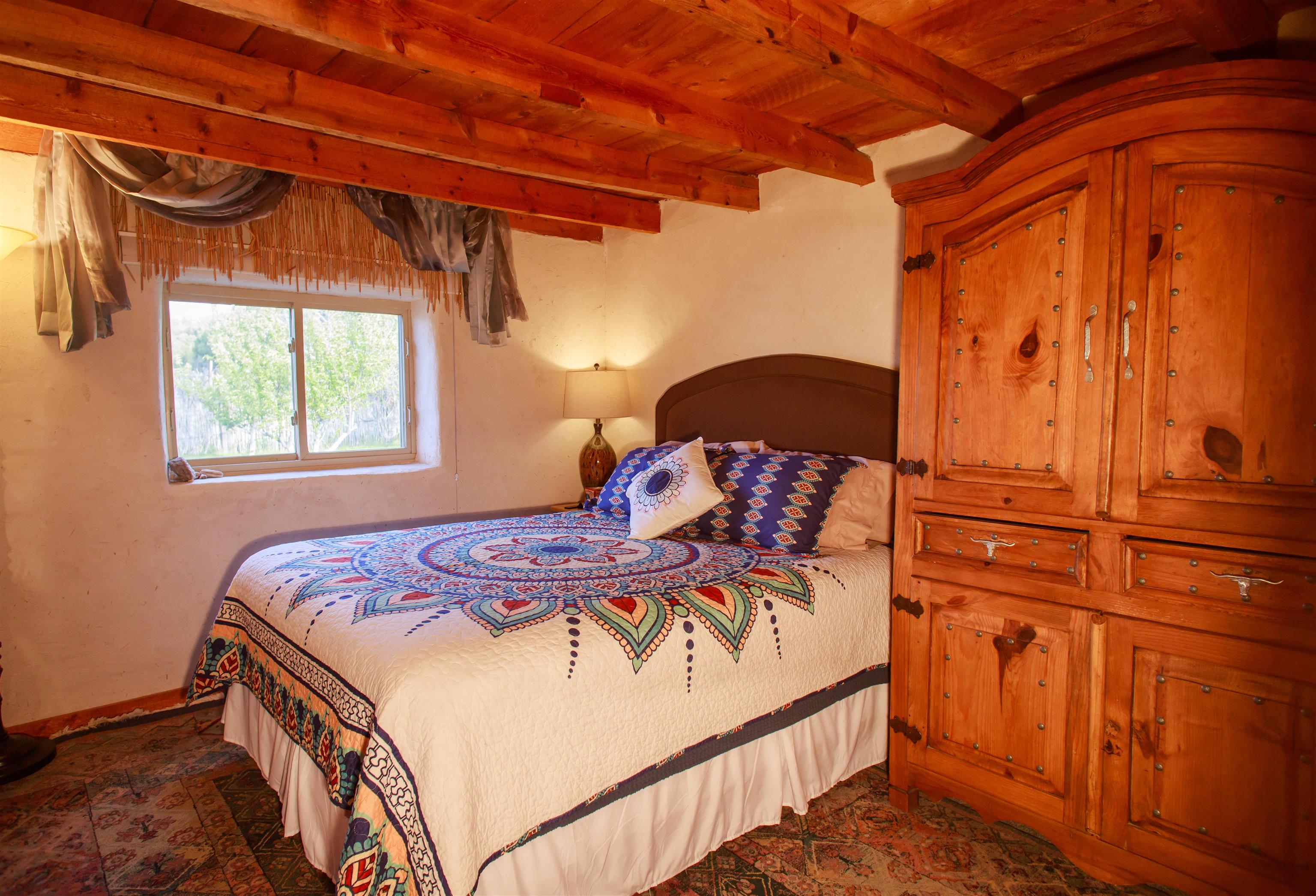 Penasco, New Mexico 87553, United States, 3 Bedrooms Bedrooms, ,2 BathroomsBathrooms,Residential,Active,155133