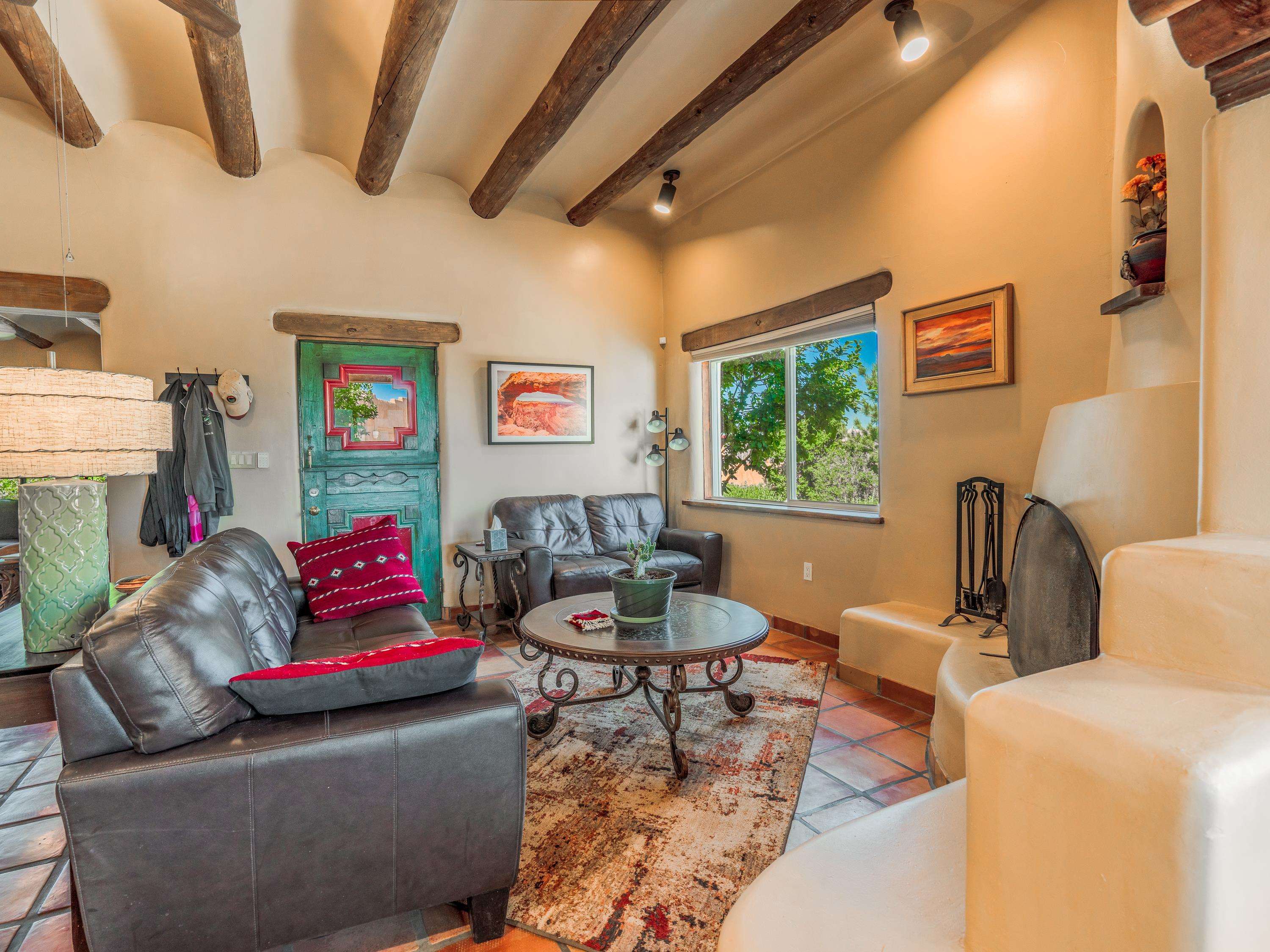 Ranchos De Taos, New Mexico 87557, United States, 3 Bedrooms Bedrooms, ,4 BathroomsBathrooms,Residential,Active,153019