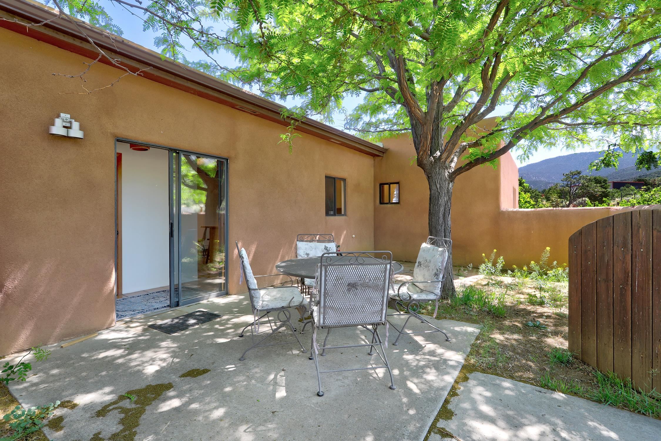 9 Nickell Rd, Ranchos de Taos, New Mexico image 25