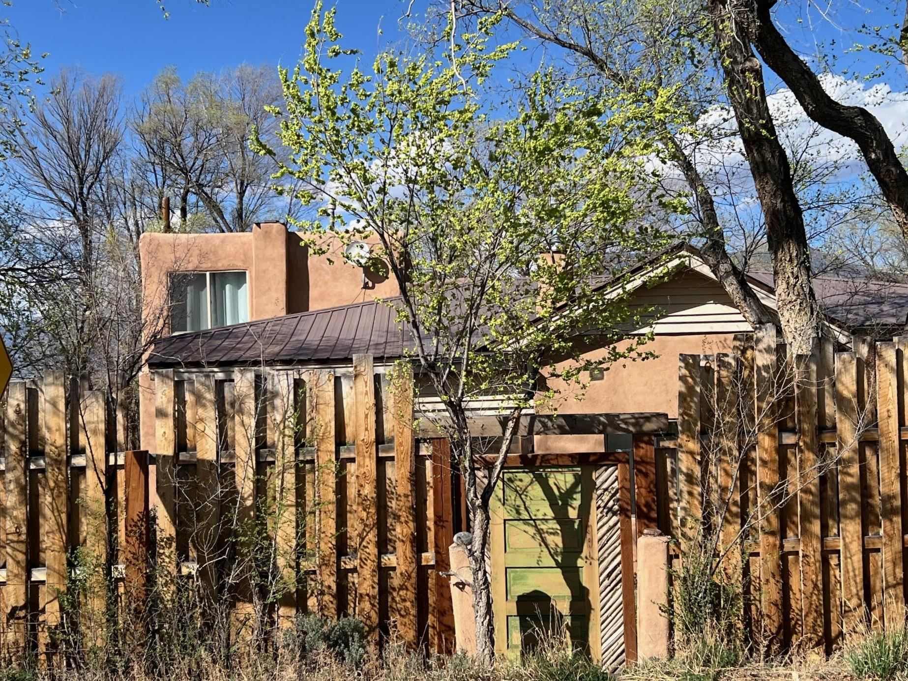 209 Herdner Road, Taos, New Mexico image 4