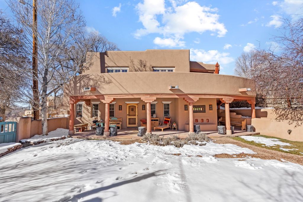 Photo of 309 Ranchitos Road, Taos, NM 87571 (MLS # 114505)