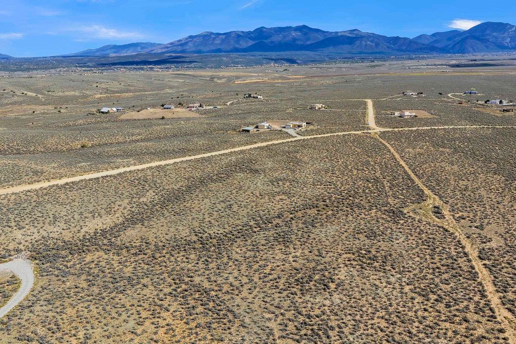 Photo of 2 plus acres Tune Drive, El Prado, NM 87529 (MLS # 114230)