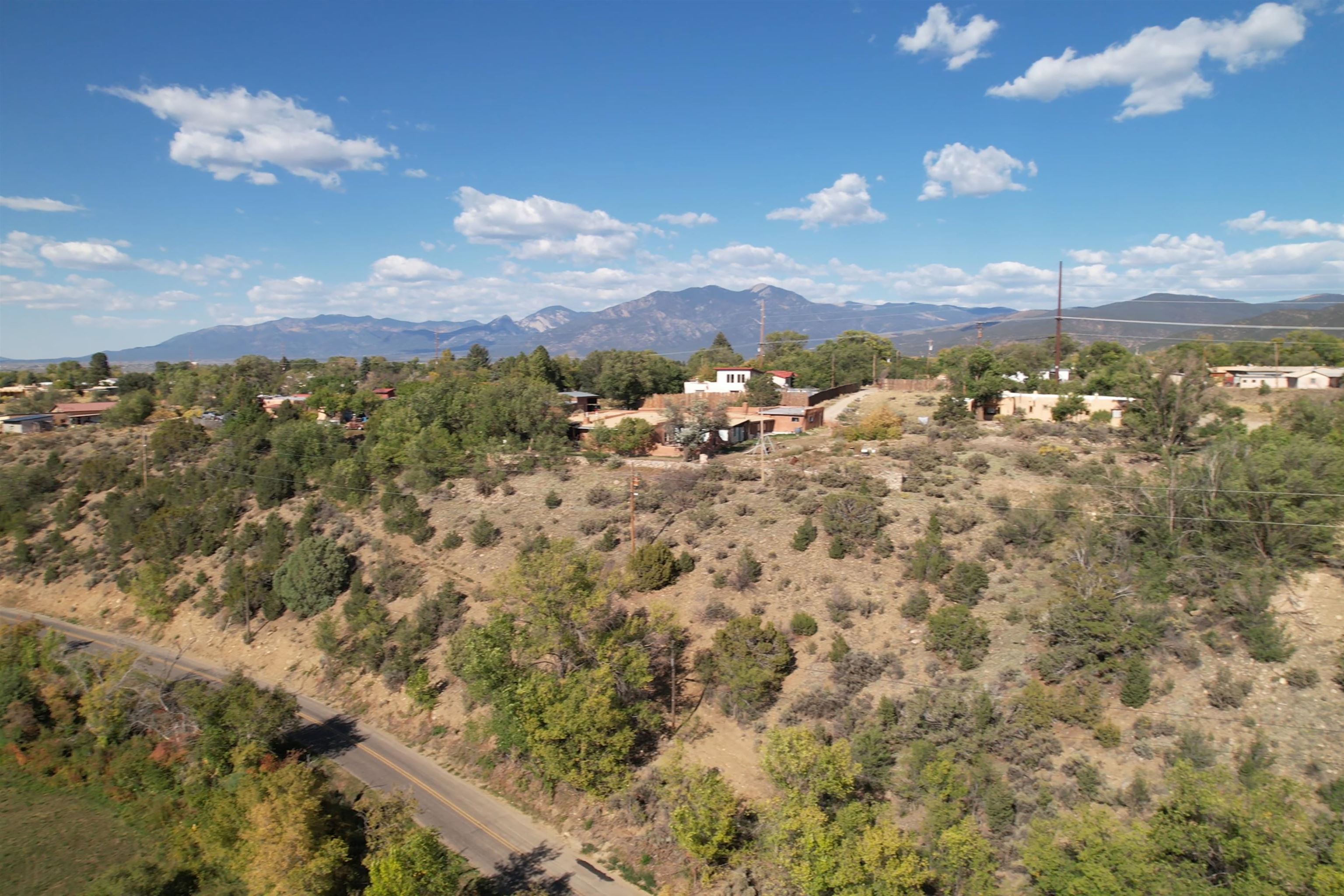 Unk Camino De La Abajo, Ranchos de Taos, New Mexico image 5