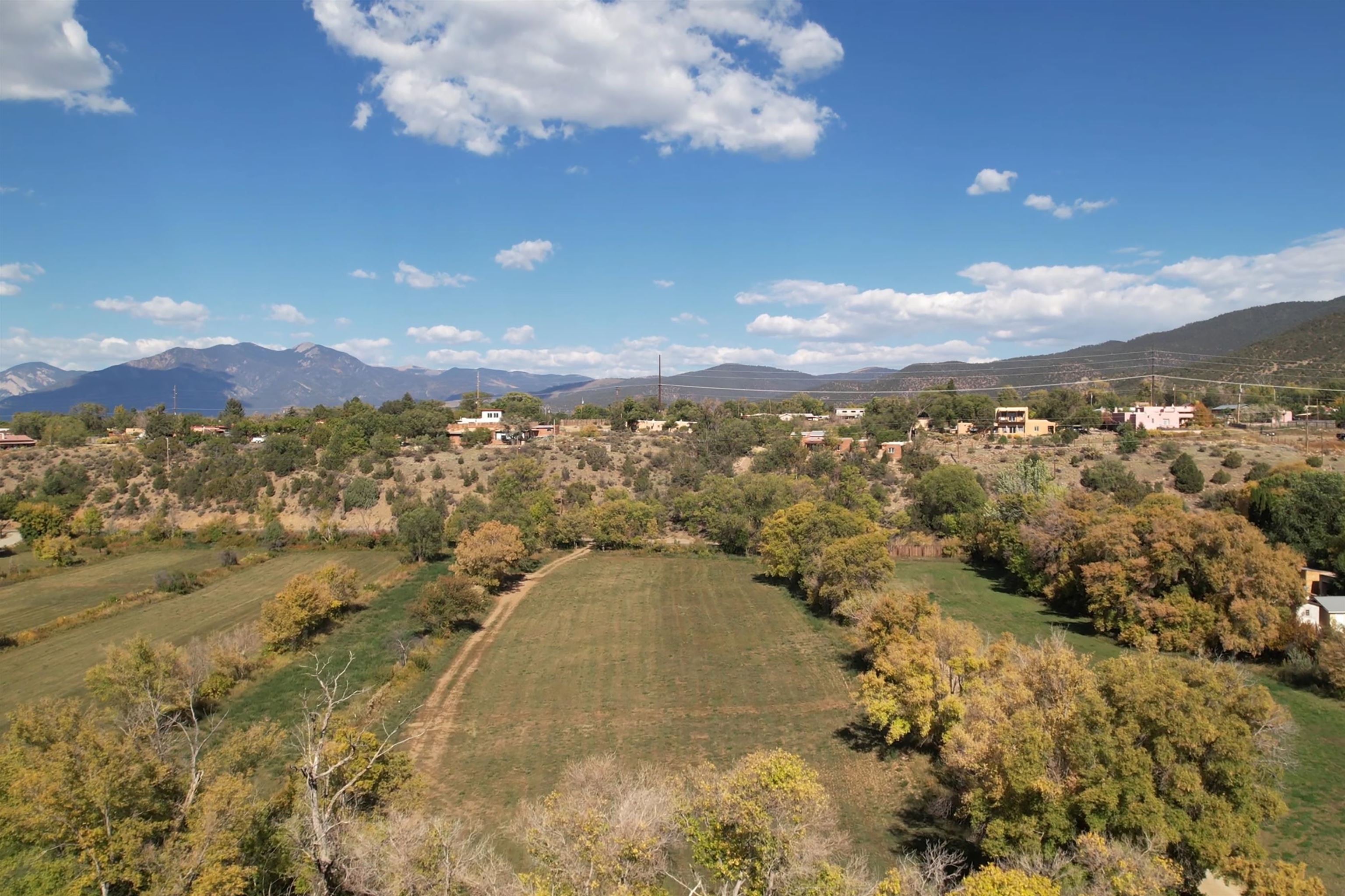 Unk Camino De La Abajo, Ranchos de Taos, New Mexico image 8