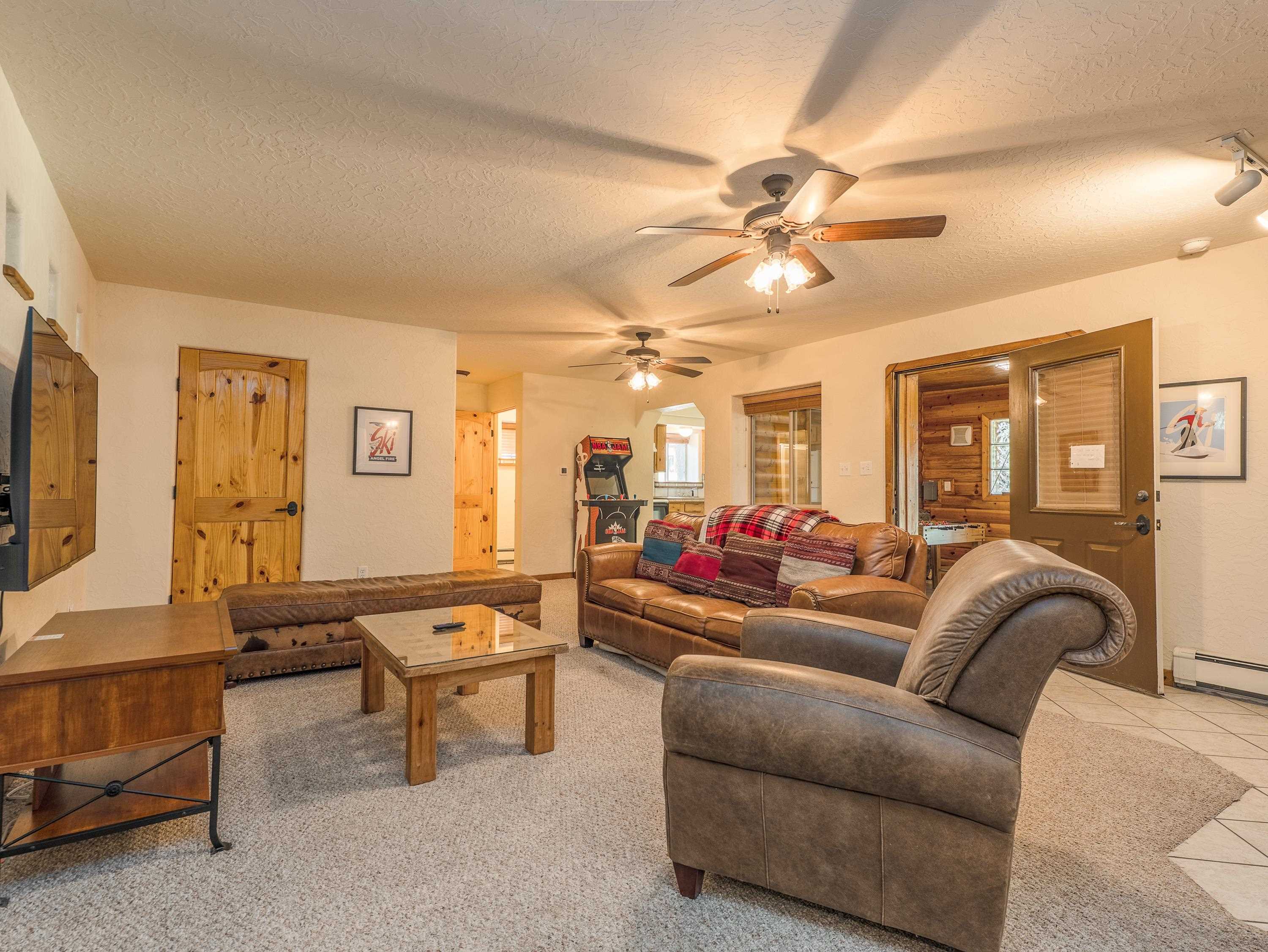 Angel Fire, New Mexico 87710, United States, 4 Bedrooms Bedrooms, ,4 BathroomsBathrooms,Residential,Active,155004