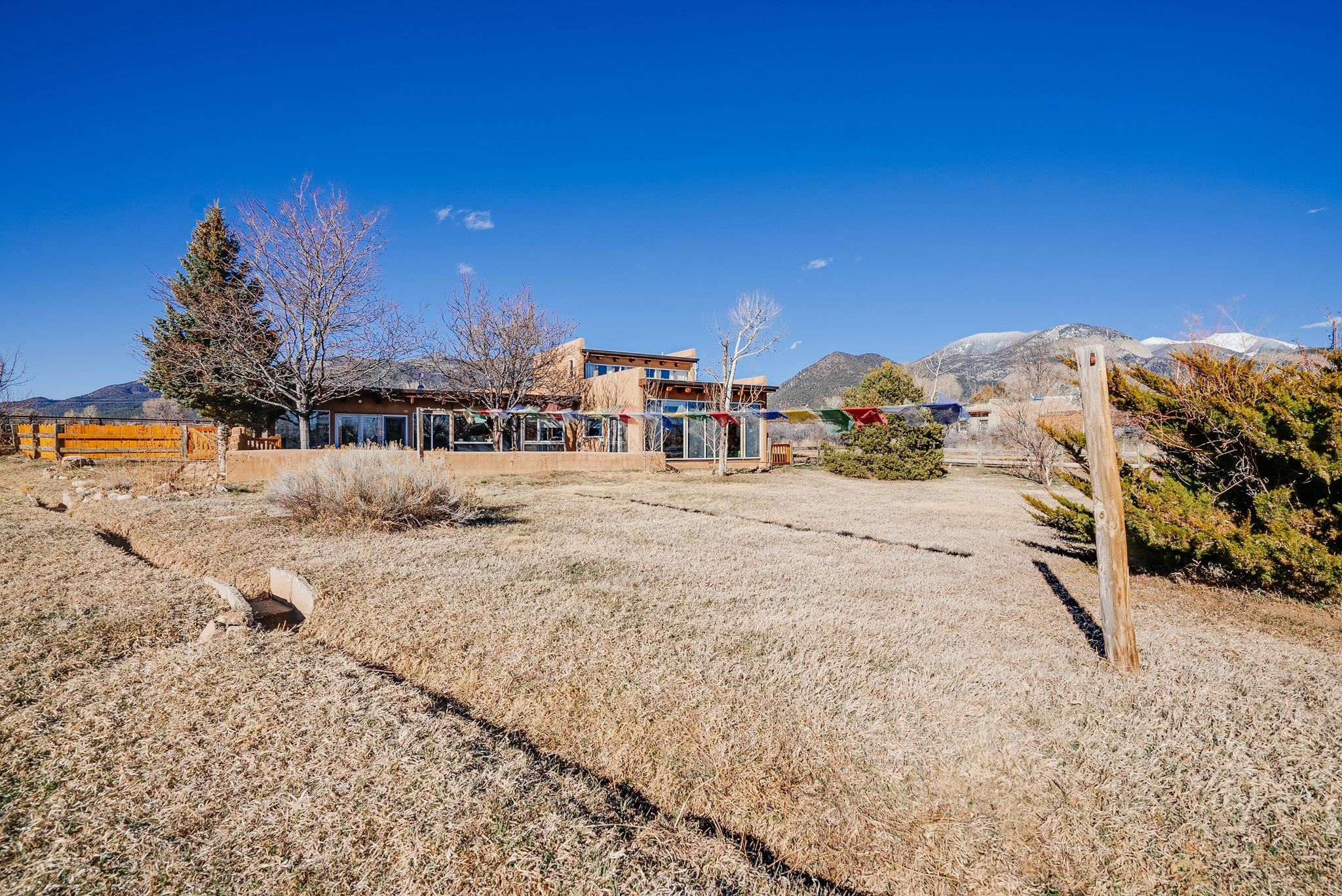 63 Las Animas Rd, Arroyo Seco, New Mexico image 37
