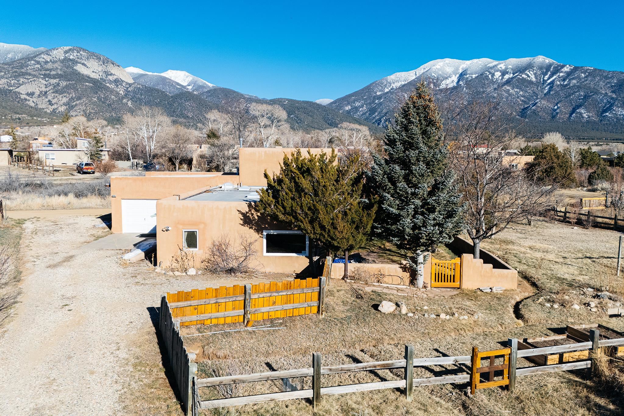 63 Las Animas Rd, Arroyo Seco, New Mexico image 1
