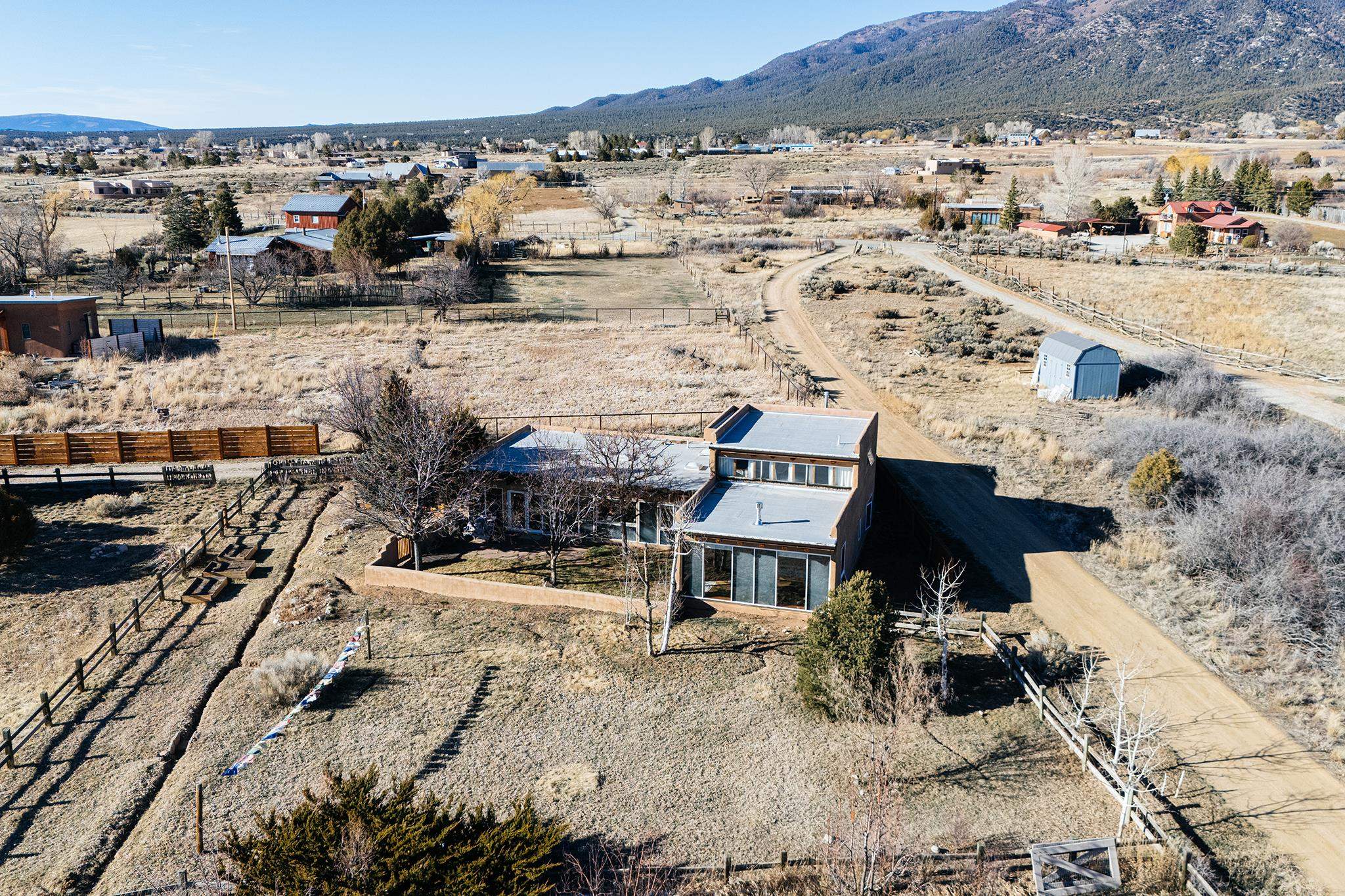 63 Las Animas Rd, Arroyo Seco, New Mexico image 42