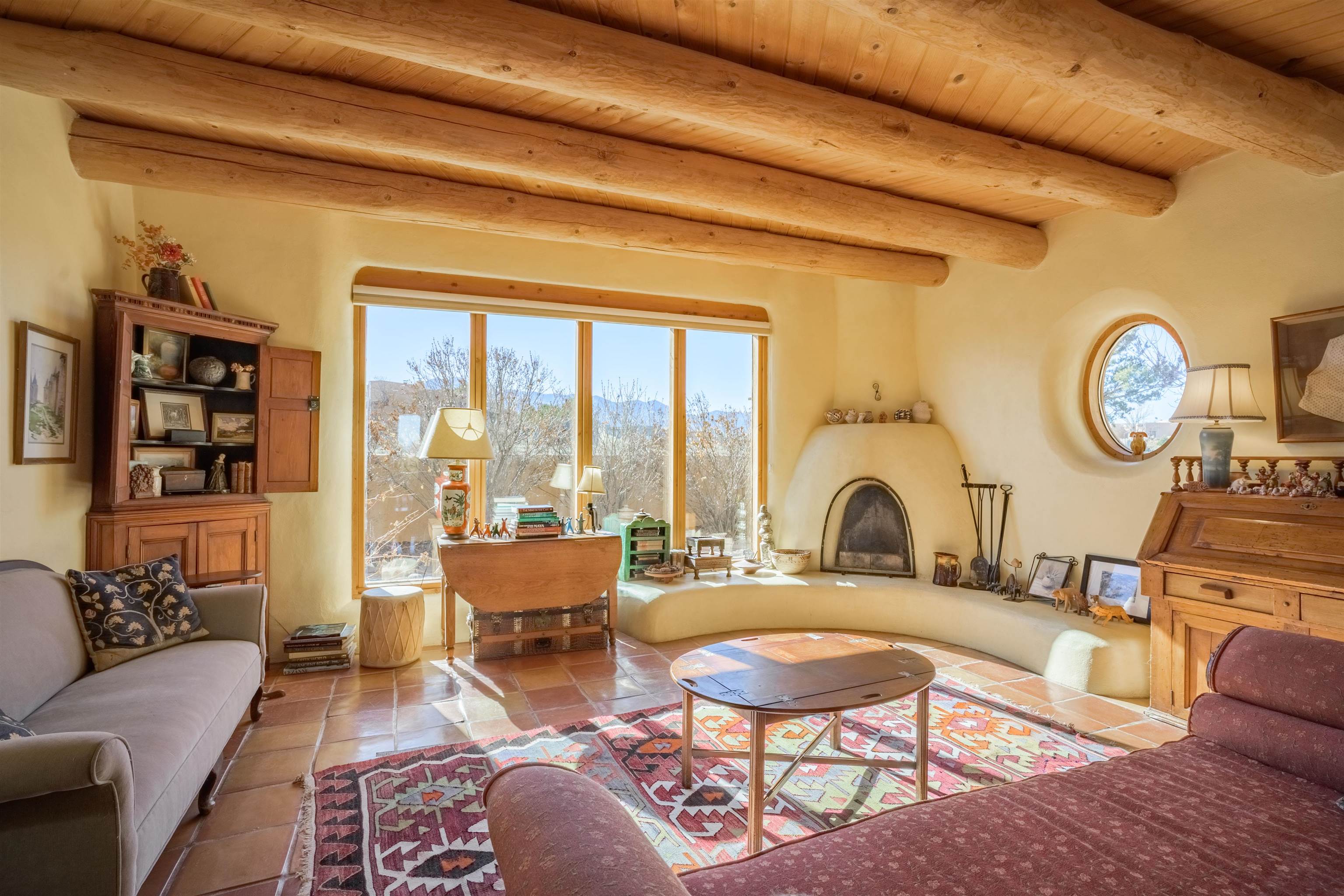 46 Irish Road, Ranchos de Taos, New Mexico image 1