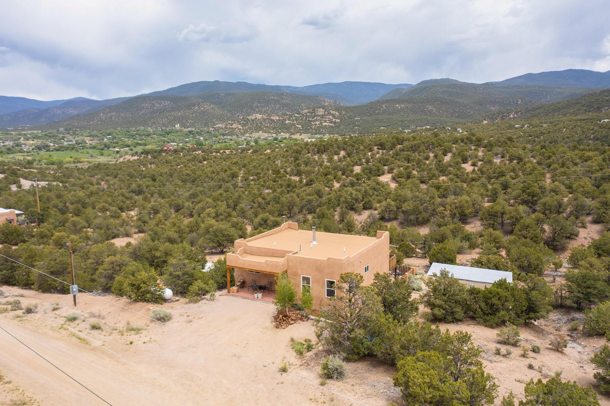 46 Tatanka Trail, Ranchos de Taos, New Mexico image 1