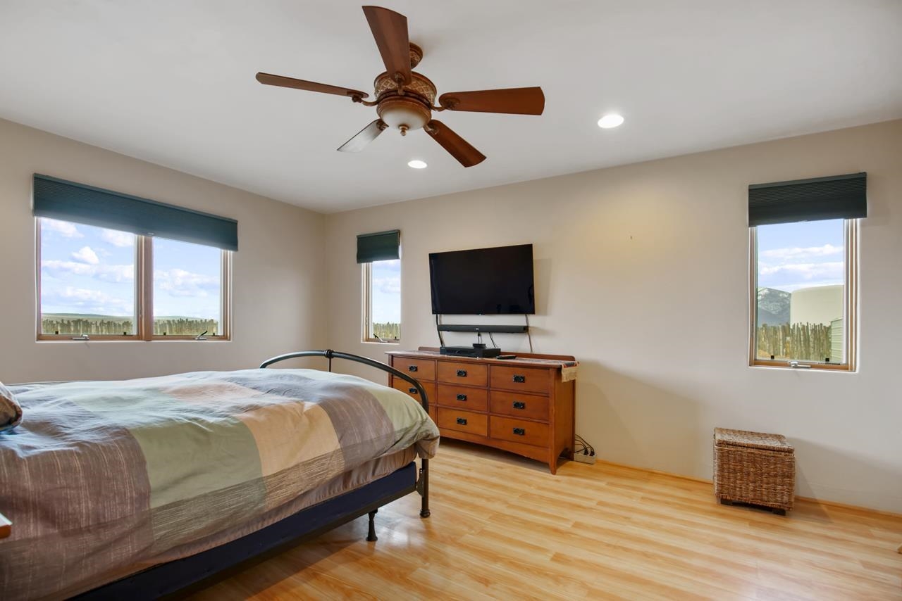 1101 Luz Del Sol Ln, Taos, New Mexico image 21