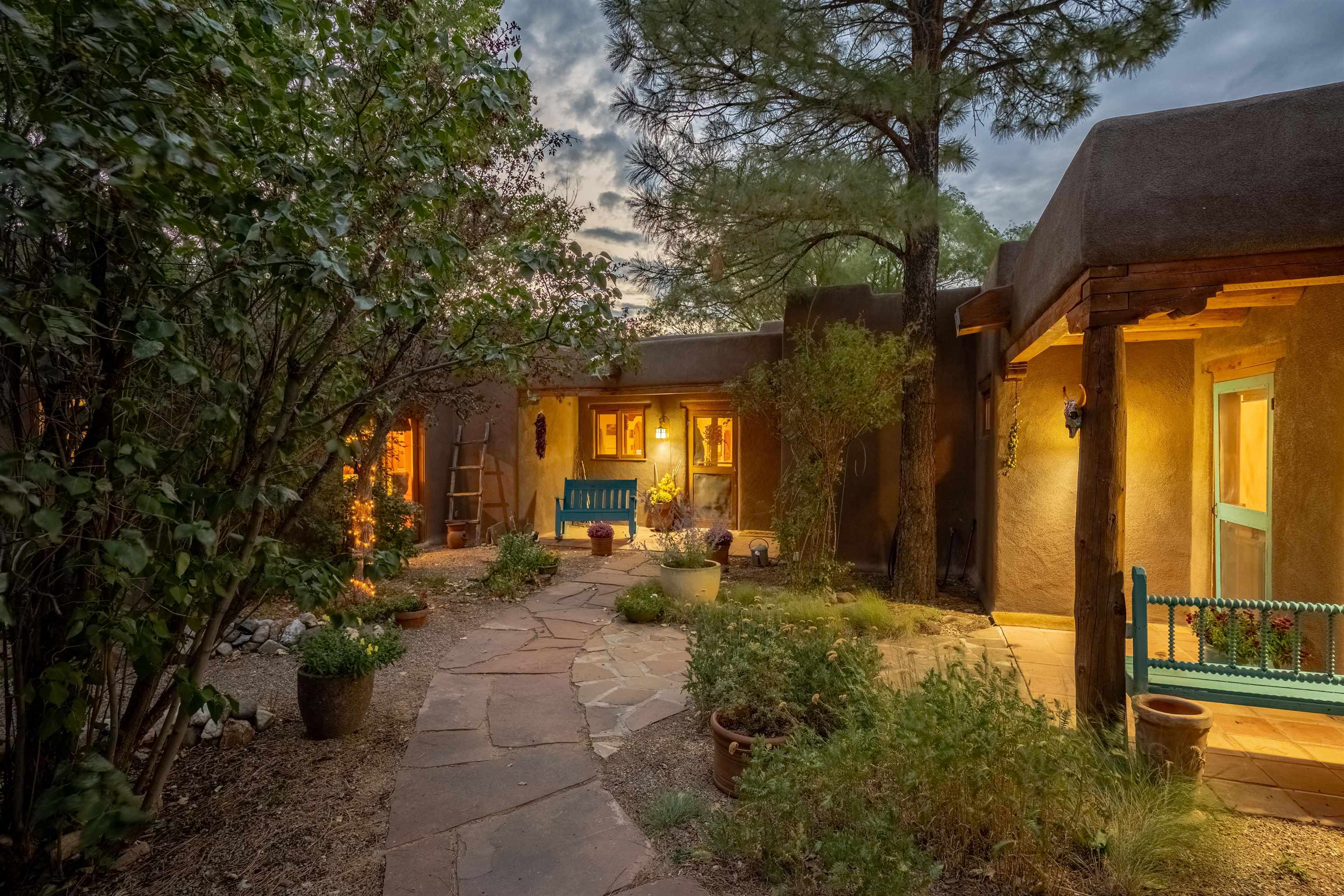 1412 Sharp St, Taos, New Mexico image 3