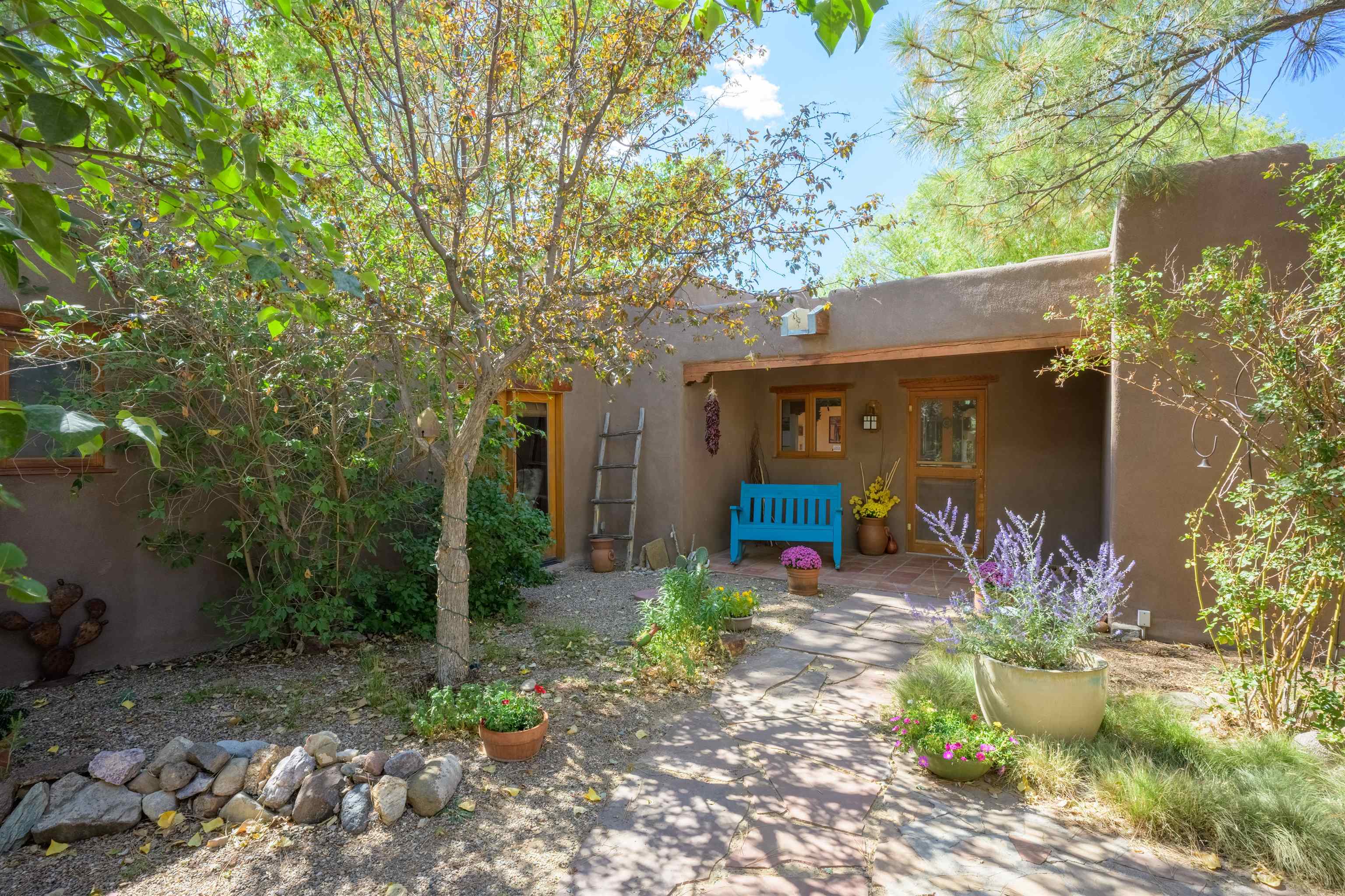 1412 Sharp St, Taos, New Mexico image 4