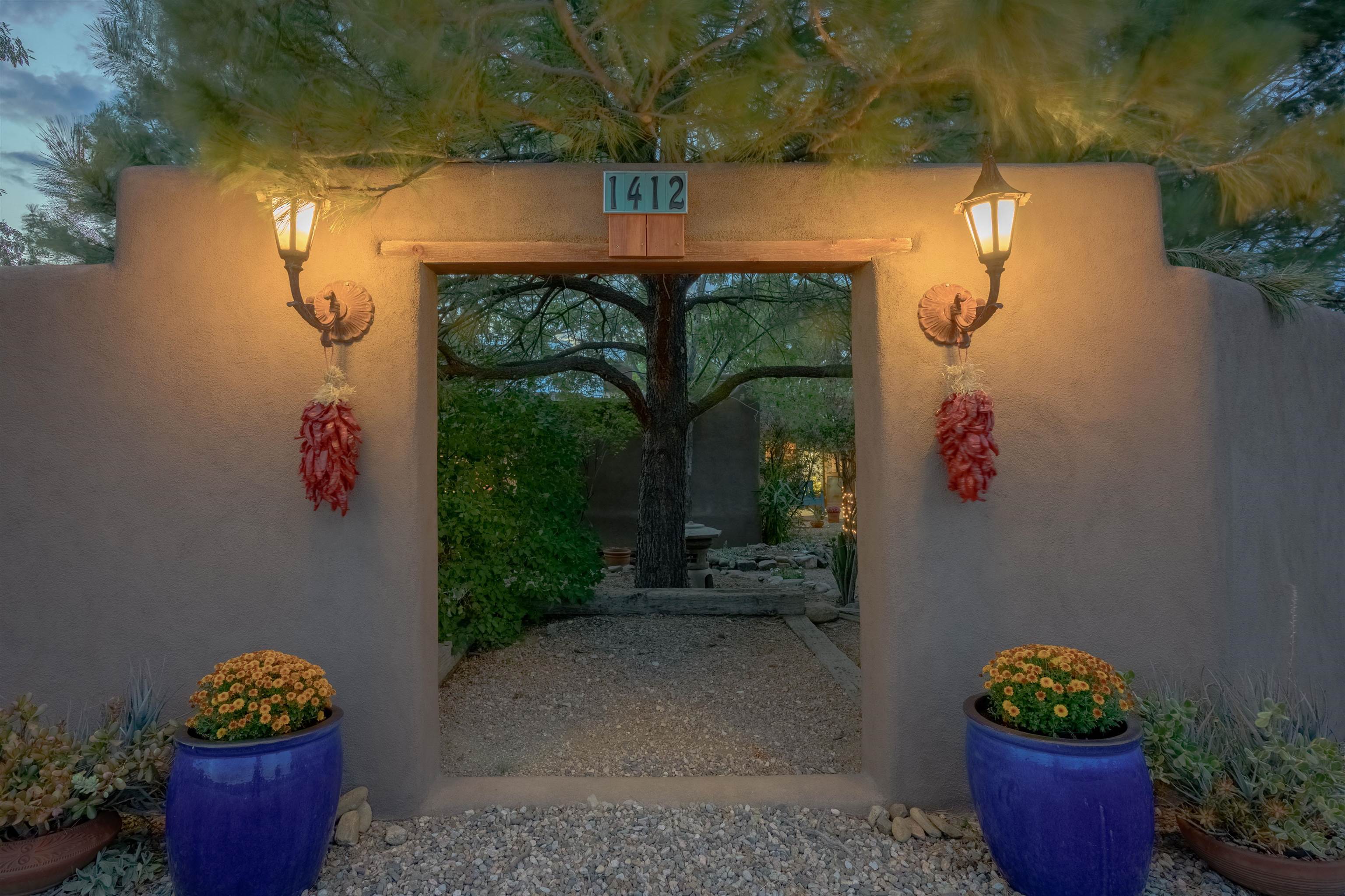 1412 Sharp St, Taos, New Mexico image 1