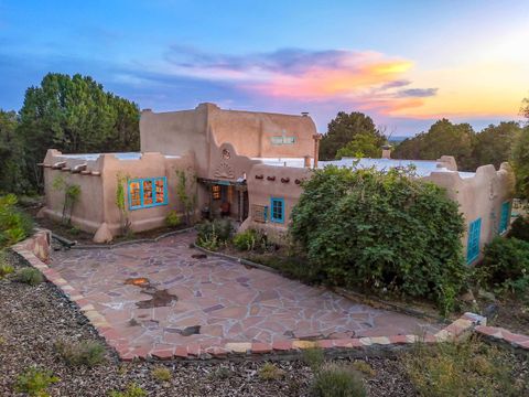 Photo of 639 Don Nicholas, Taos, NM 87571 (MLS # 114320)