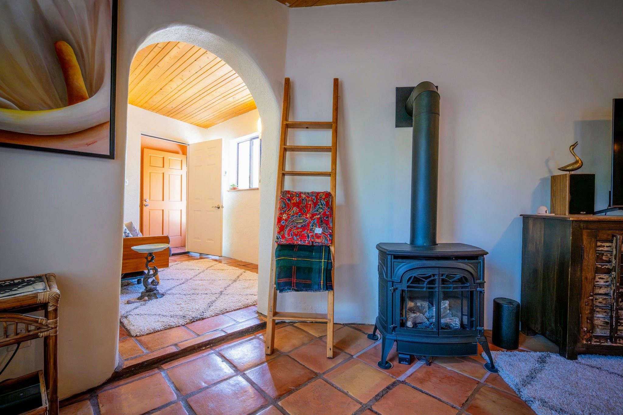 31 San Francisco St, Ranchos de Taos, New Mexico image 18