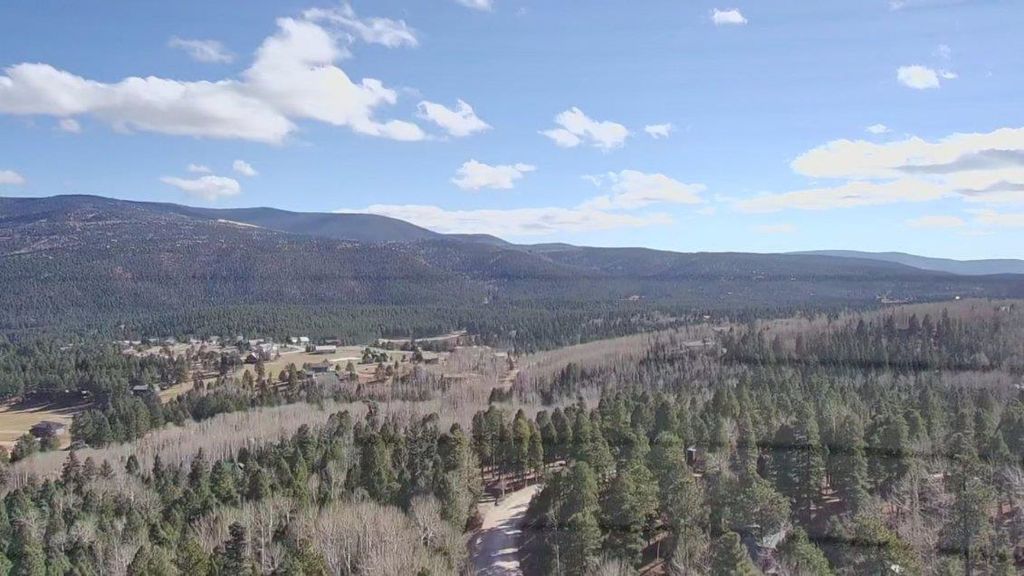 Photo of 1370 Santo Domingo Trail, Angel Fire, NM 87710 (MLS # 105473)