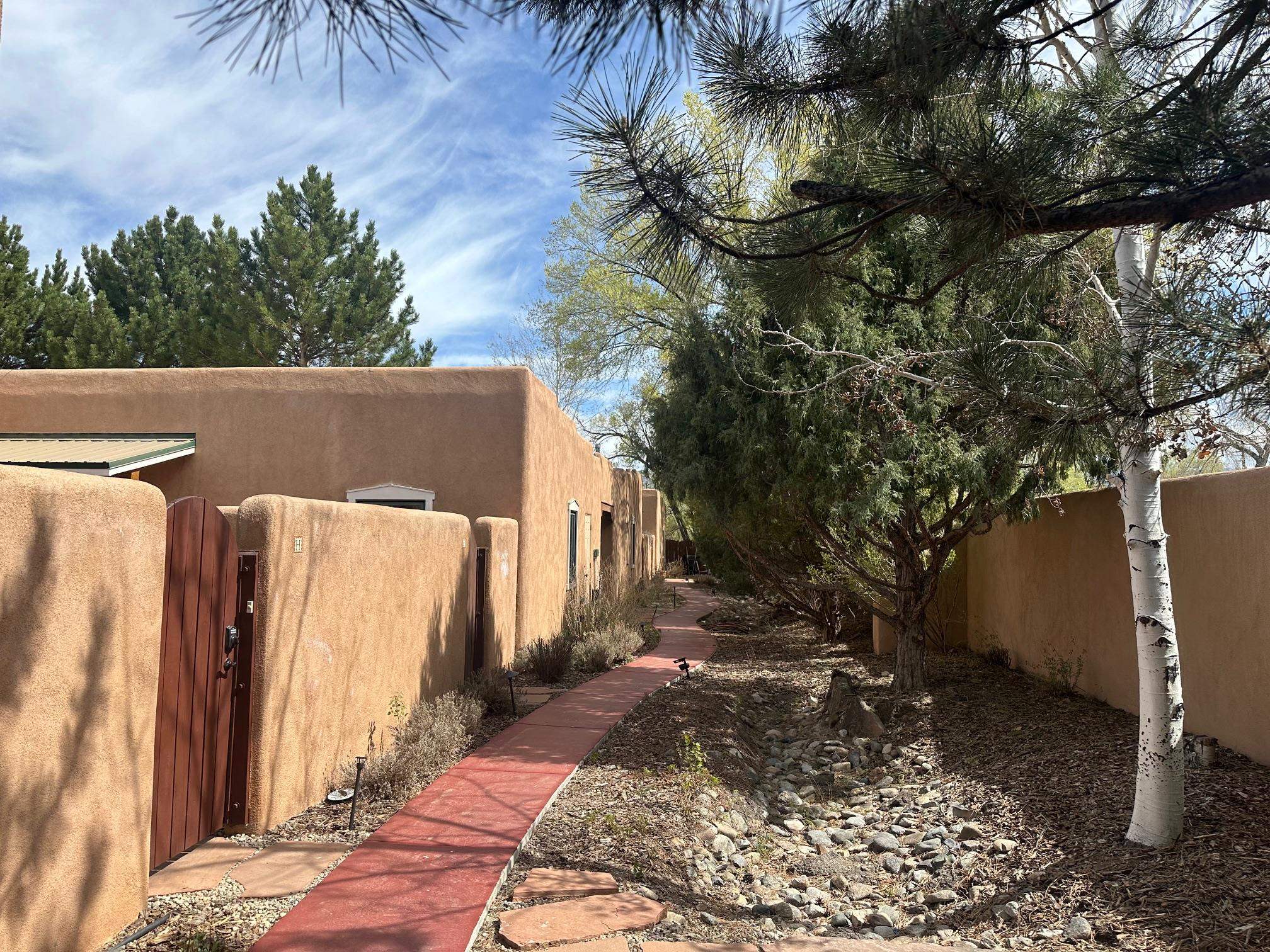 512 Acoma Street #H, Taos, New Mexico image 2
