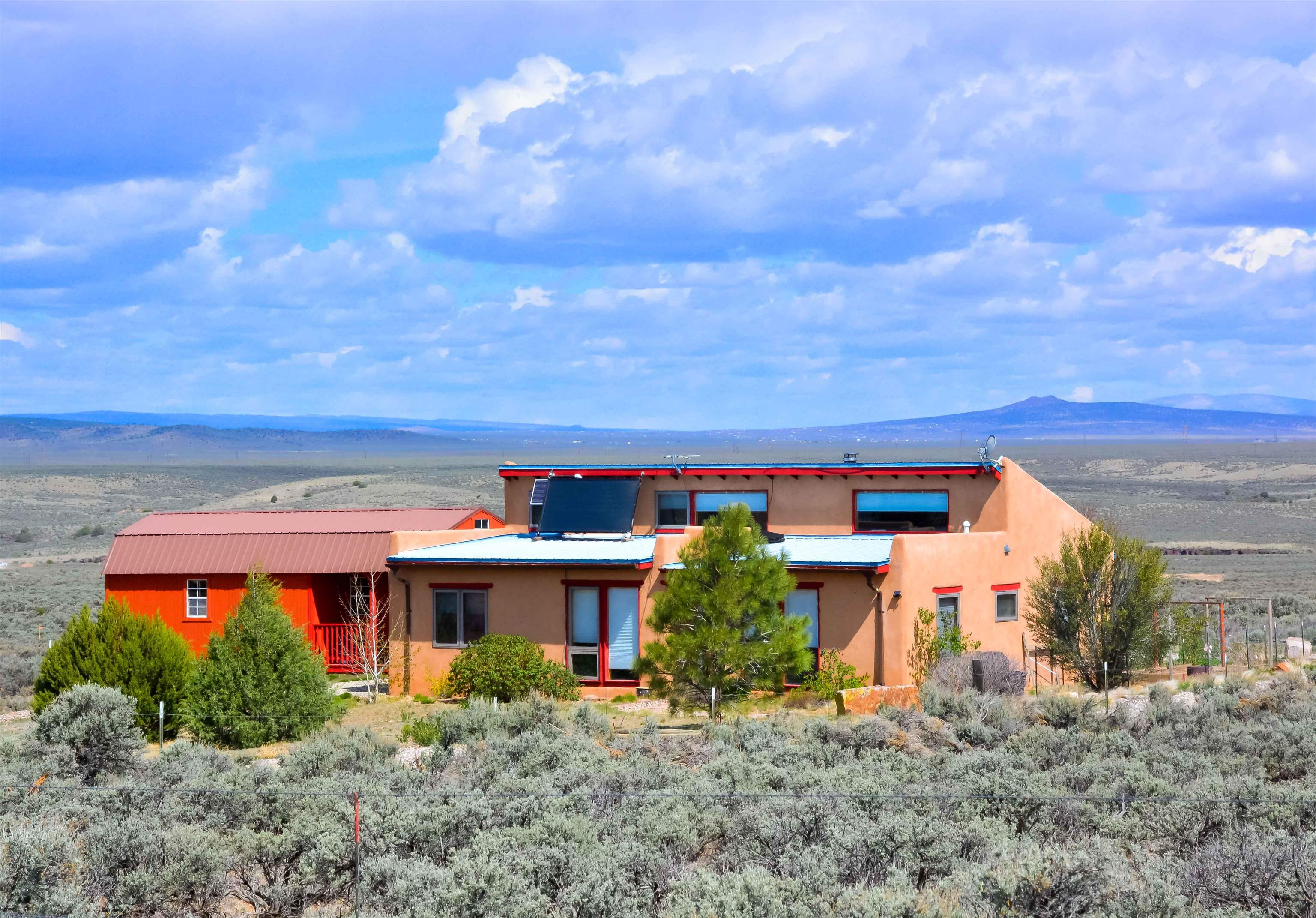 940 State Road 570, Ranchos de Taos, New Mexico image 1