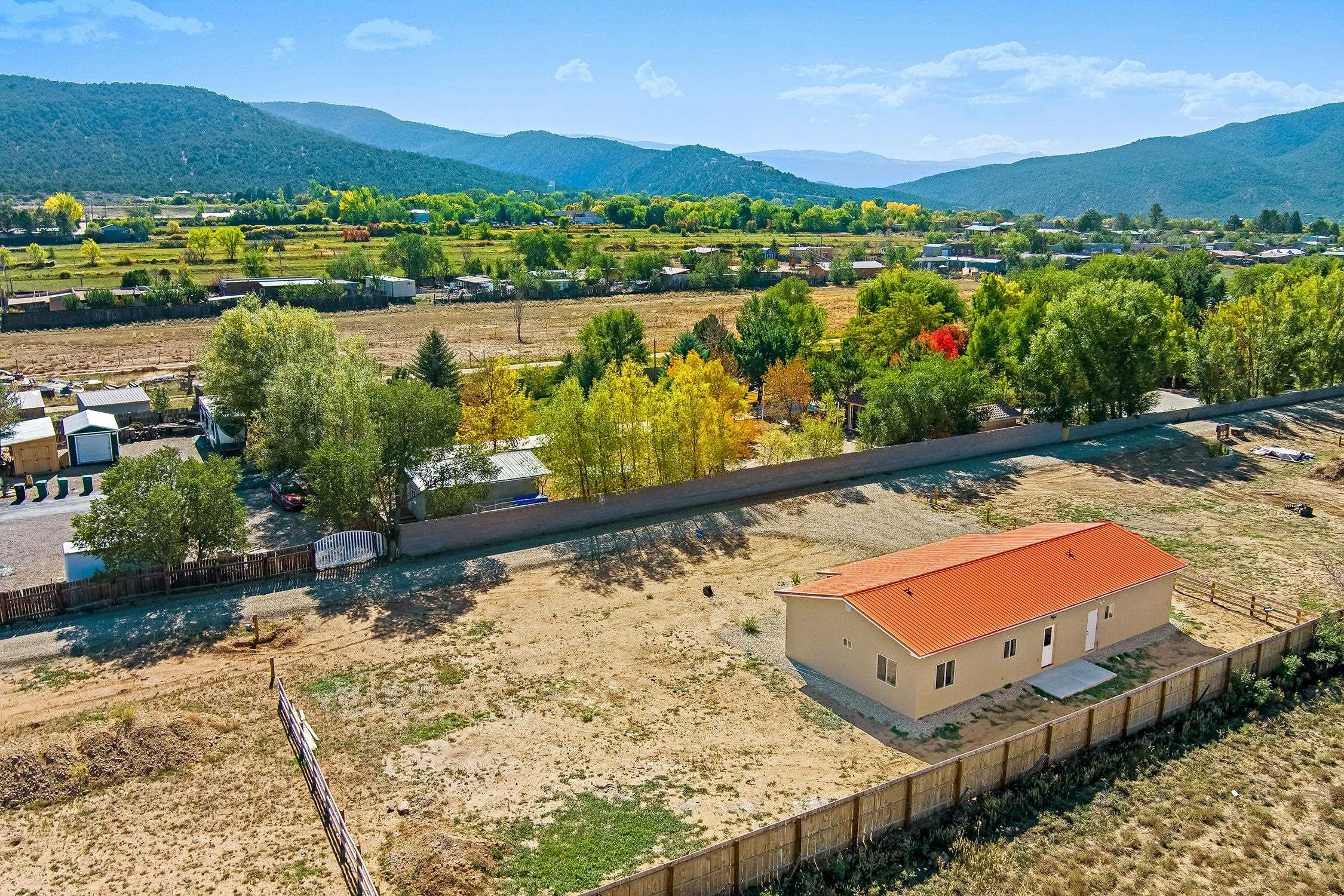 14 Straight Cat Trail, Ranchos de Taos, New Mexico image 21