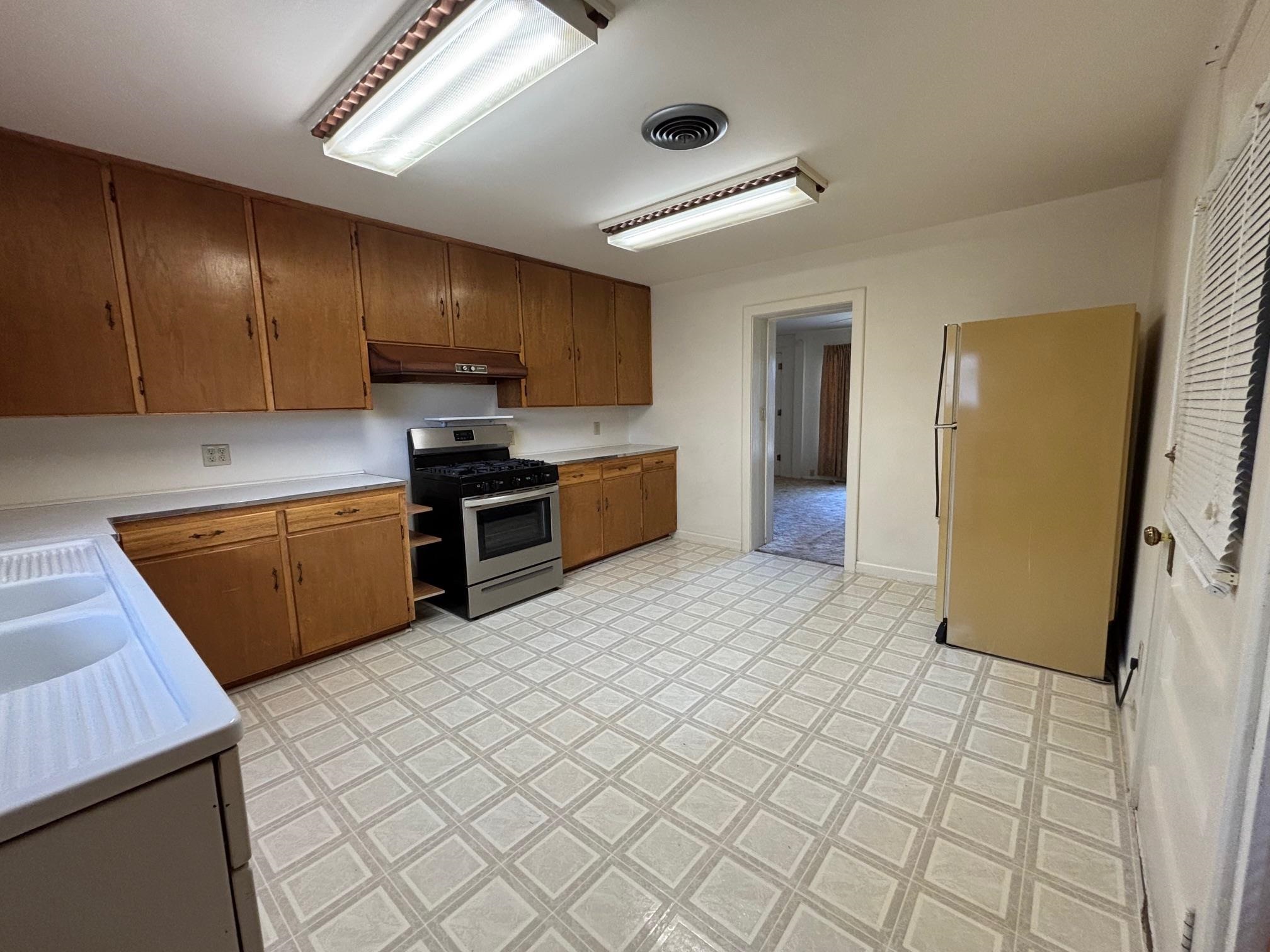 345 Washington Ave, Cimarron, New Mexico image 13