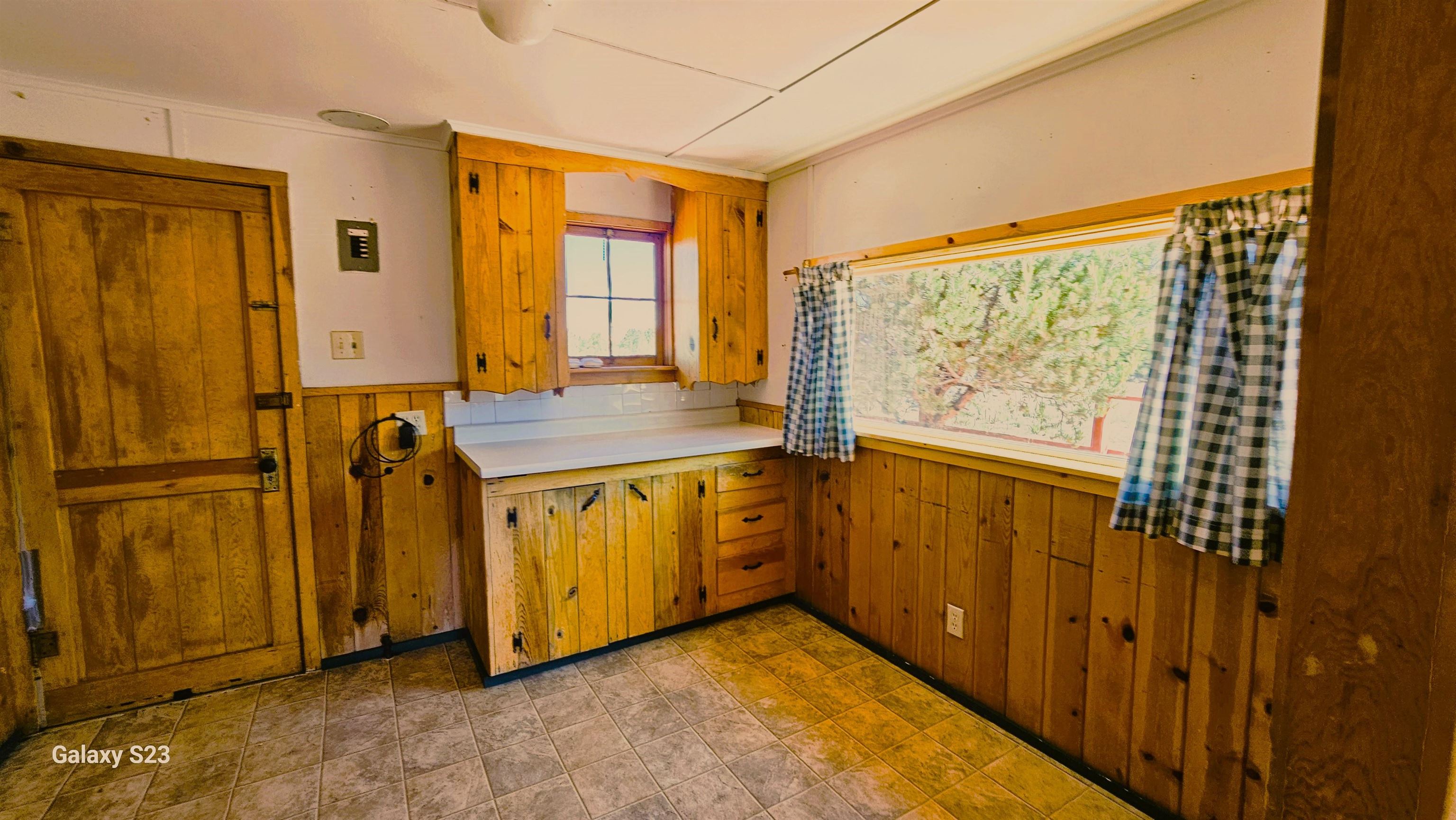 Questa, New Mexico 87556, United States, 2 Bedrooms Bedrooms, ,Residential,Active,171743