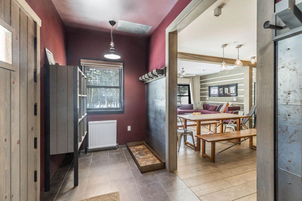 Photo of 100 Kachina Rd #E4, Taos Ski Valley, NM 87525 (MLS # 114503)