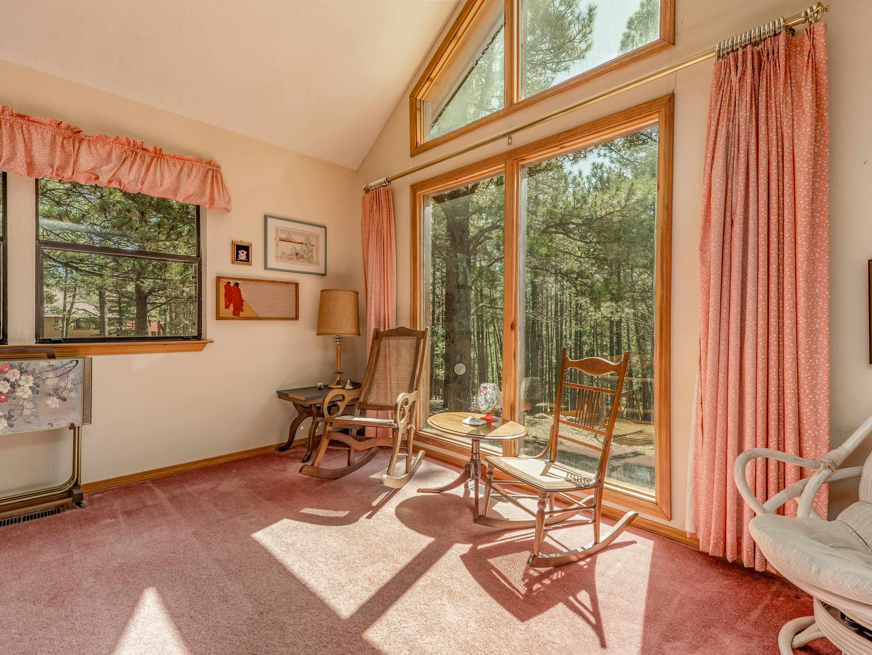 Angel Fire, New Mexico 87710, United States, 3 Bedrooms Bedrooms, ,2 BathroomsBathrooms,Residential,Pending,216410