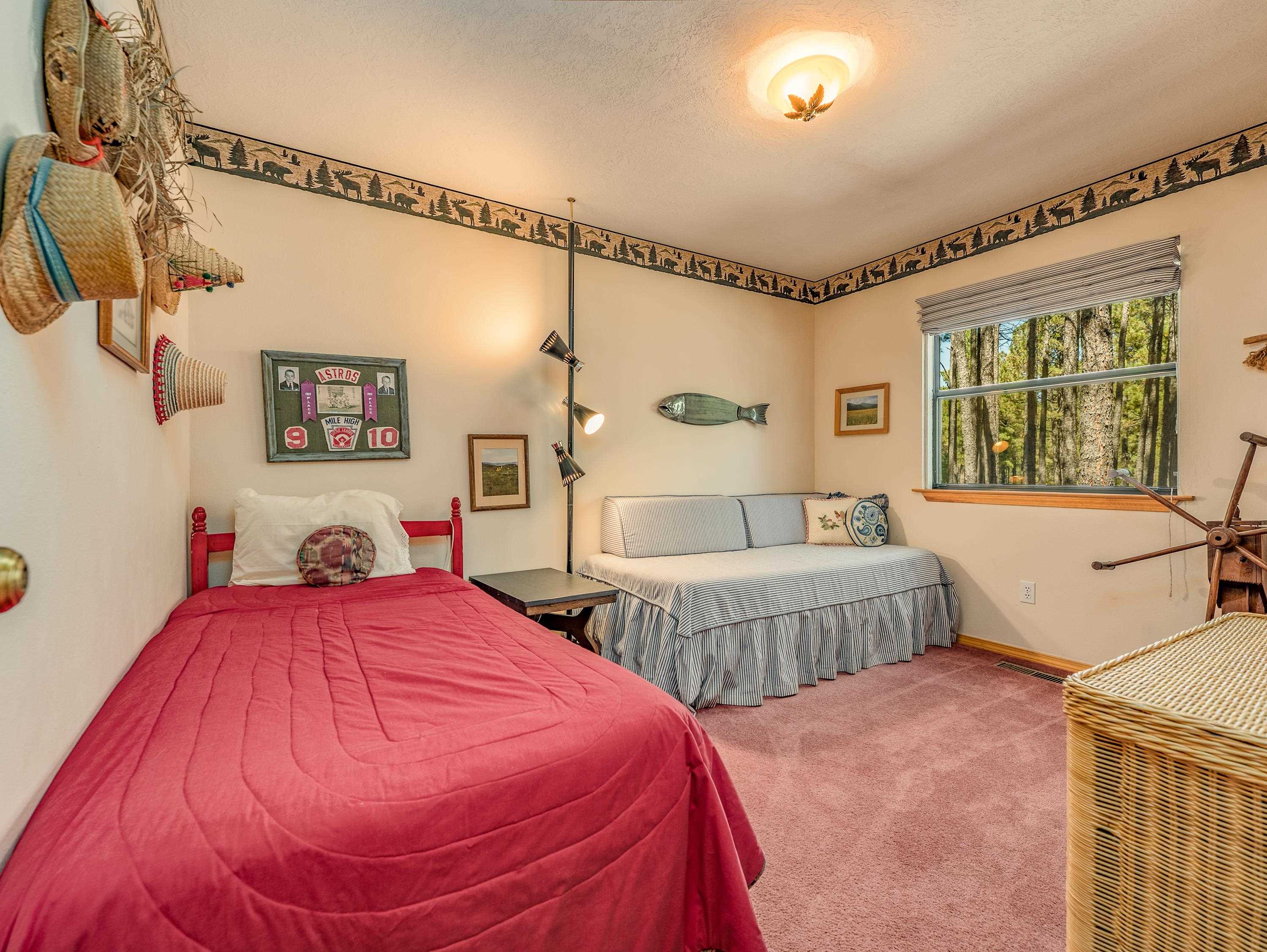 Angel Fire, New Mexico 87710, United States, 3 Bedrooms Bedrooms, ,2 BathroomsBathrooms,Residential,Pending,216410