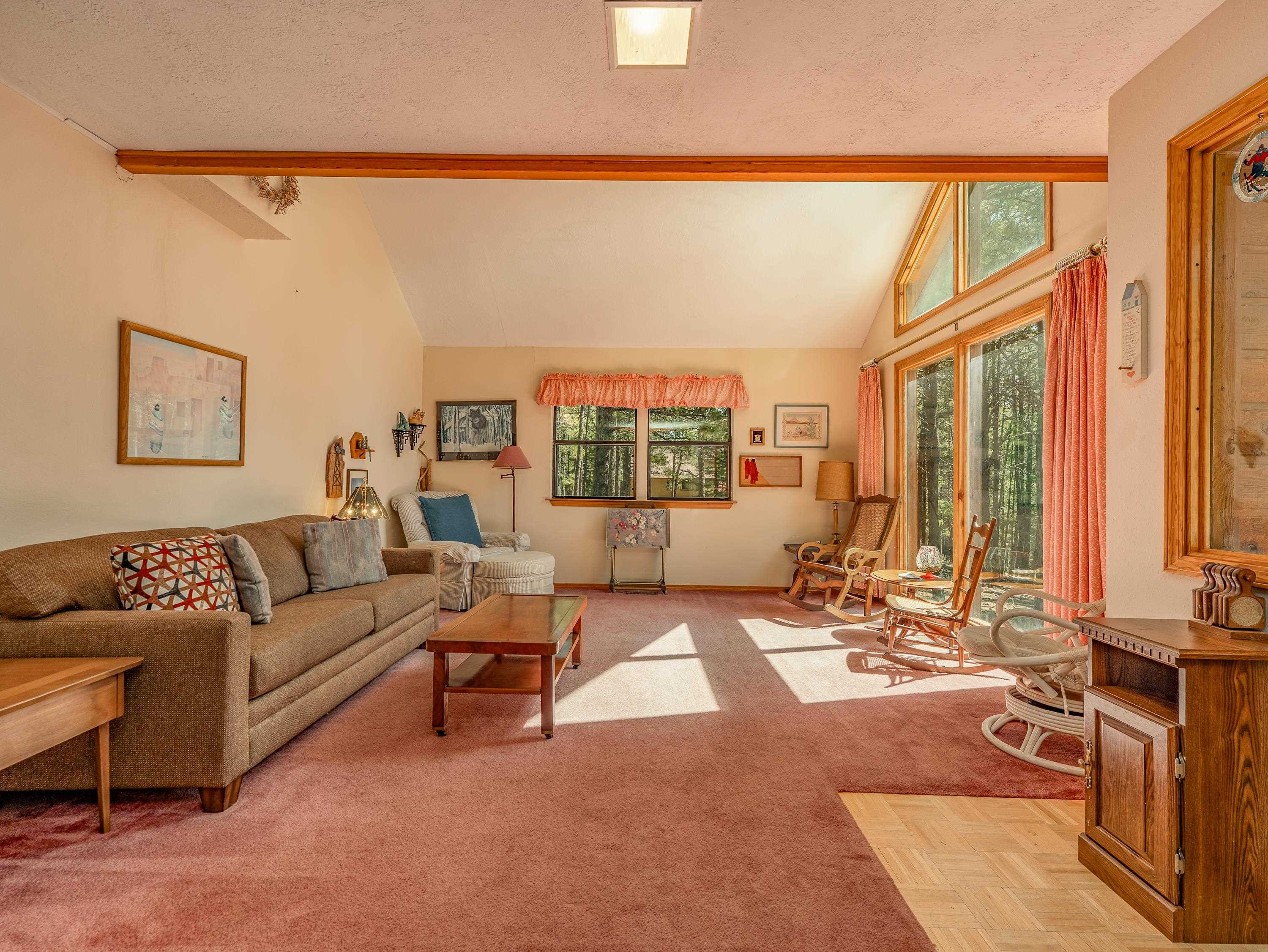 Angel Fire, New Mexico 87710, United States, 3 Bedrooms Bedrooms, ,2 BathroomsBathrooms,Residential,Pending,216410