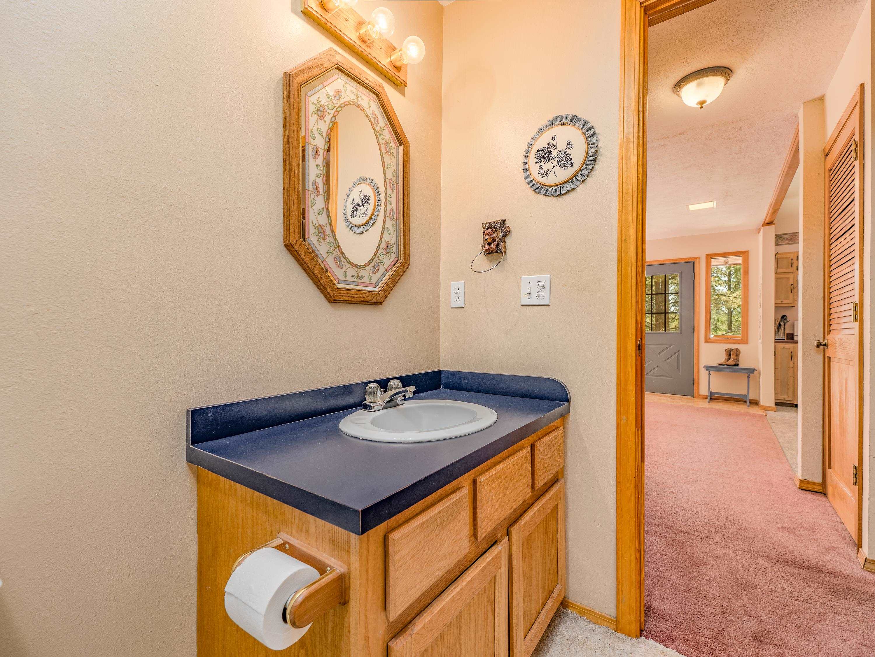 Angel Fire, New Mexico 87710, United States, 3 Bedrooms Bedrooms, ,2 BathroomsBathrooms,Residential,Pending,216410