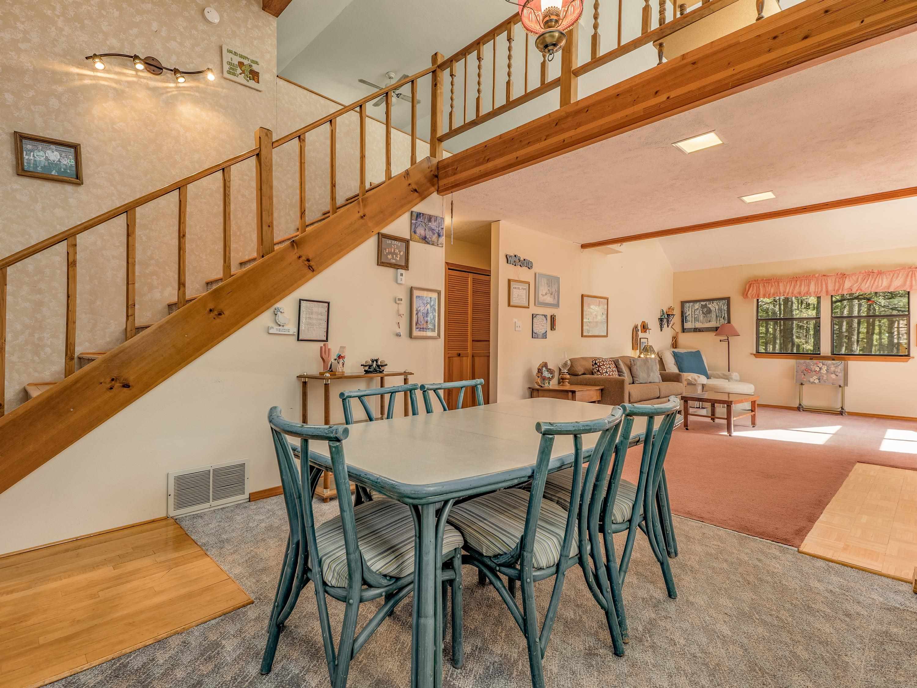 Angel Fire, New Mexico 87710, United States, 3 Bedrooms Bedrooms, ,2 BathroomsBathrooms,Residential,Pending,216410