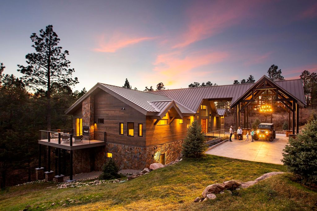 Photo of 132 El Camino Real Real, Angel Fire, NM 87710 (MLS # 113440)