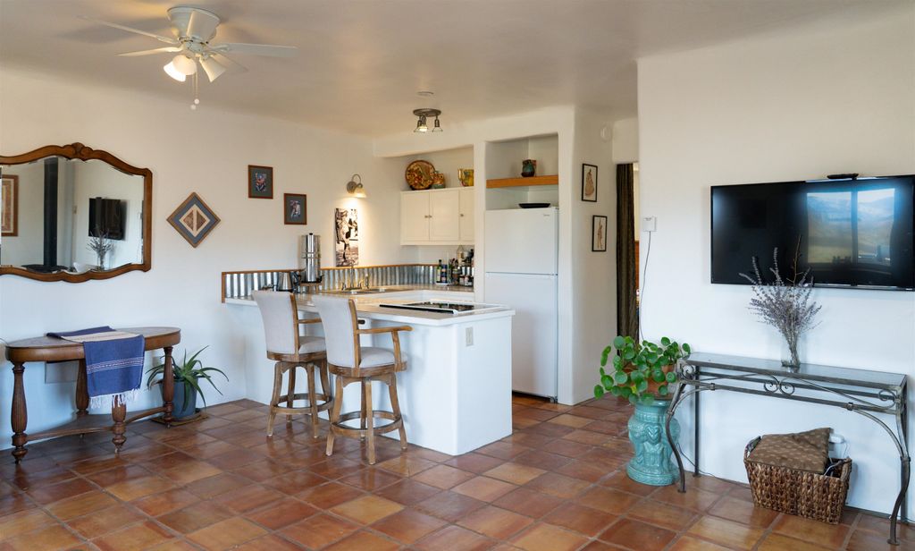 Photo of 142 State Highway 522 #1, El Prado, NM 87529 (MLS # 114396)